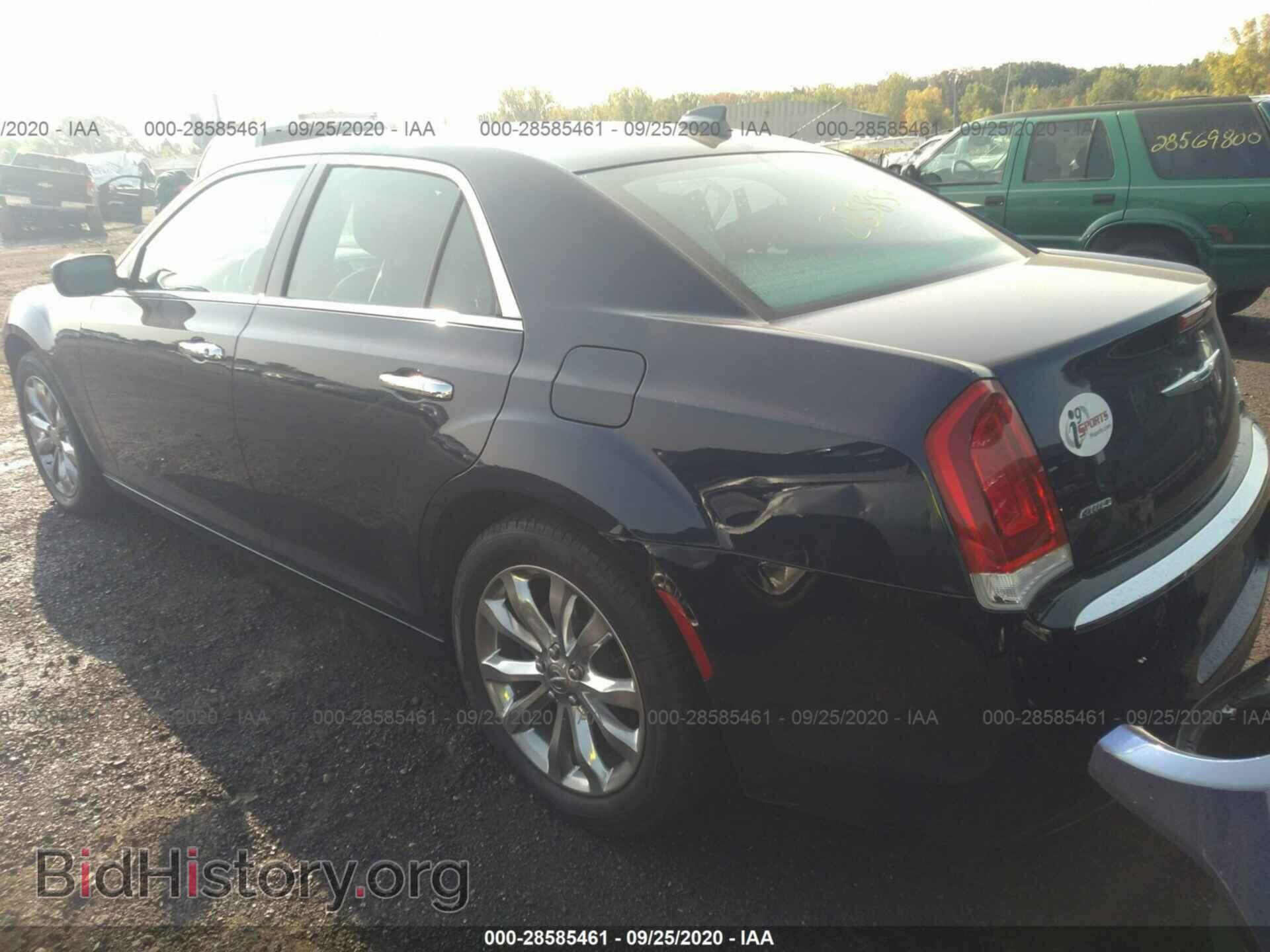 2017 CHRYSLER 300 - VIN: 2C3CCAKG1HH565597 - Photo 3