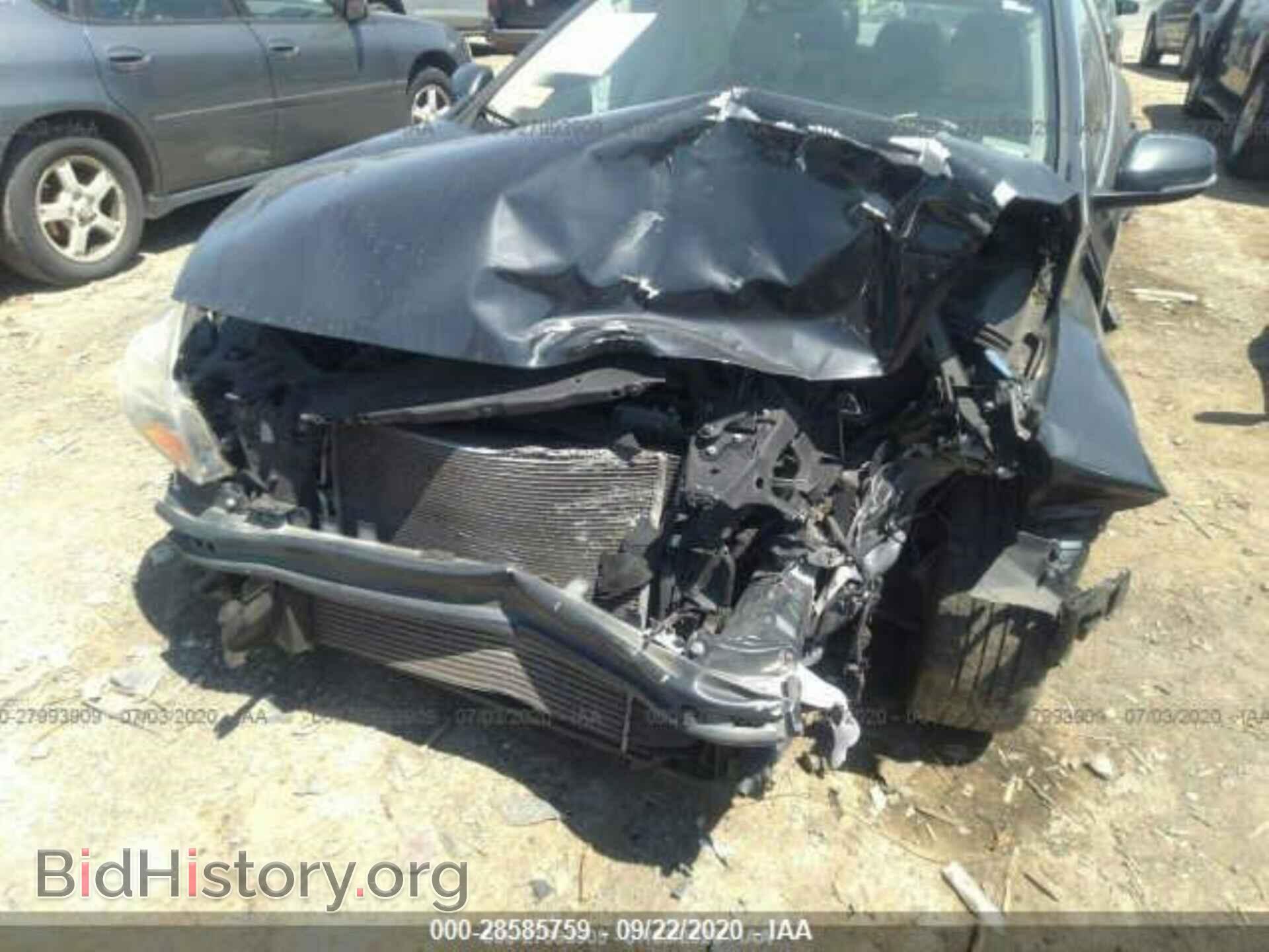 2012 VOLVO S60 - VIN: YV1622FSXC2118424 - Фото 6