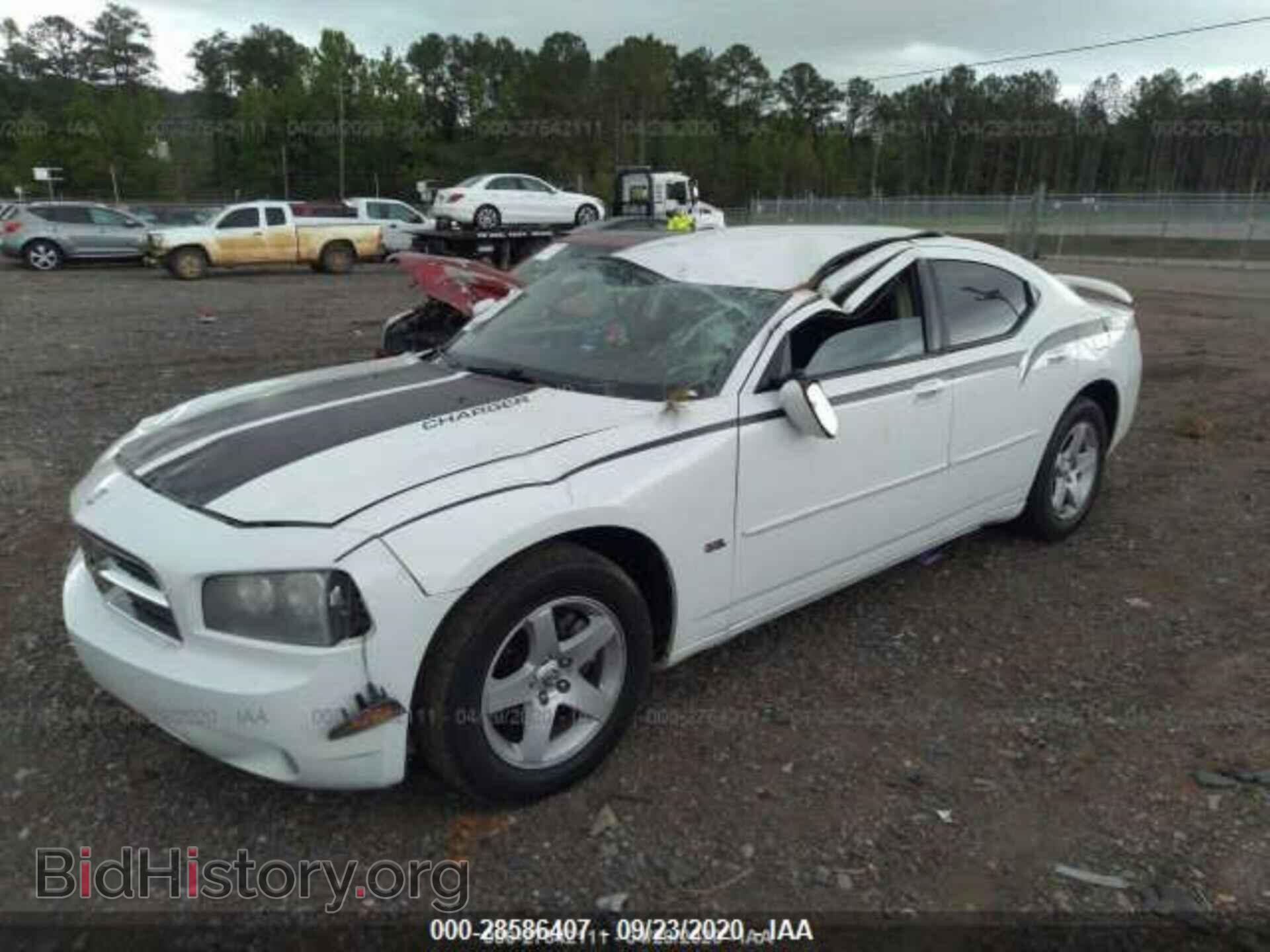 2010 DODGE CHARGER - VIN: 2B3CA3CV1AH290332 - Фото 2
