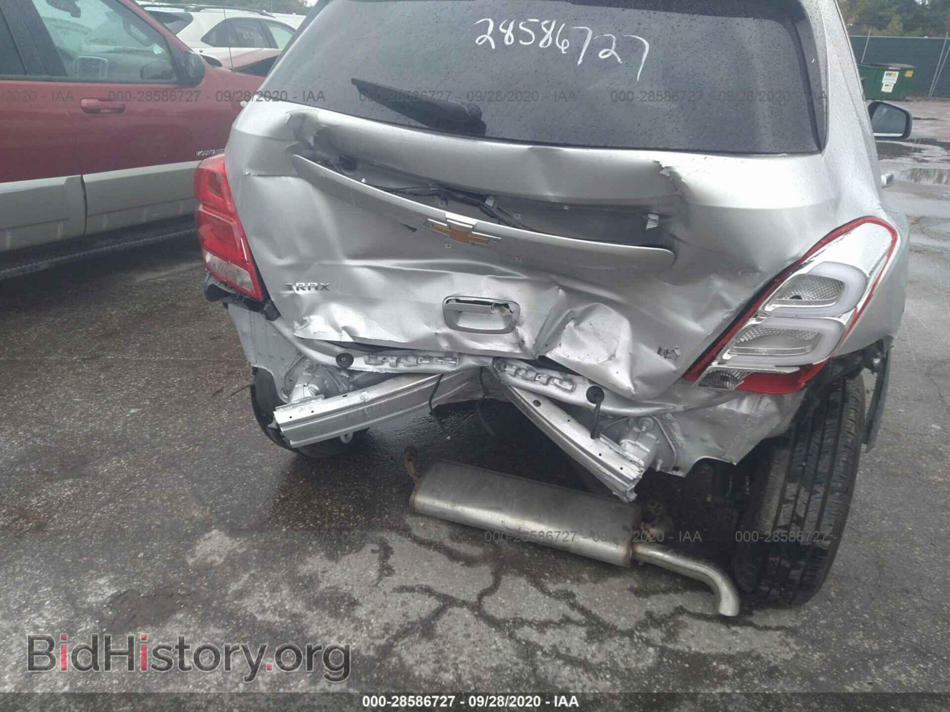 2020 CHEVROLET TRAX - VIN: KL7CJLSB9LB012602 - Фото 6