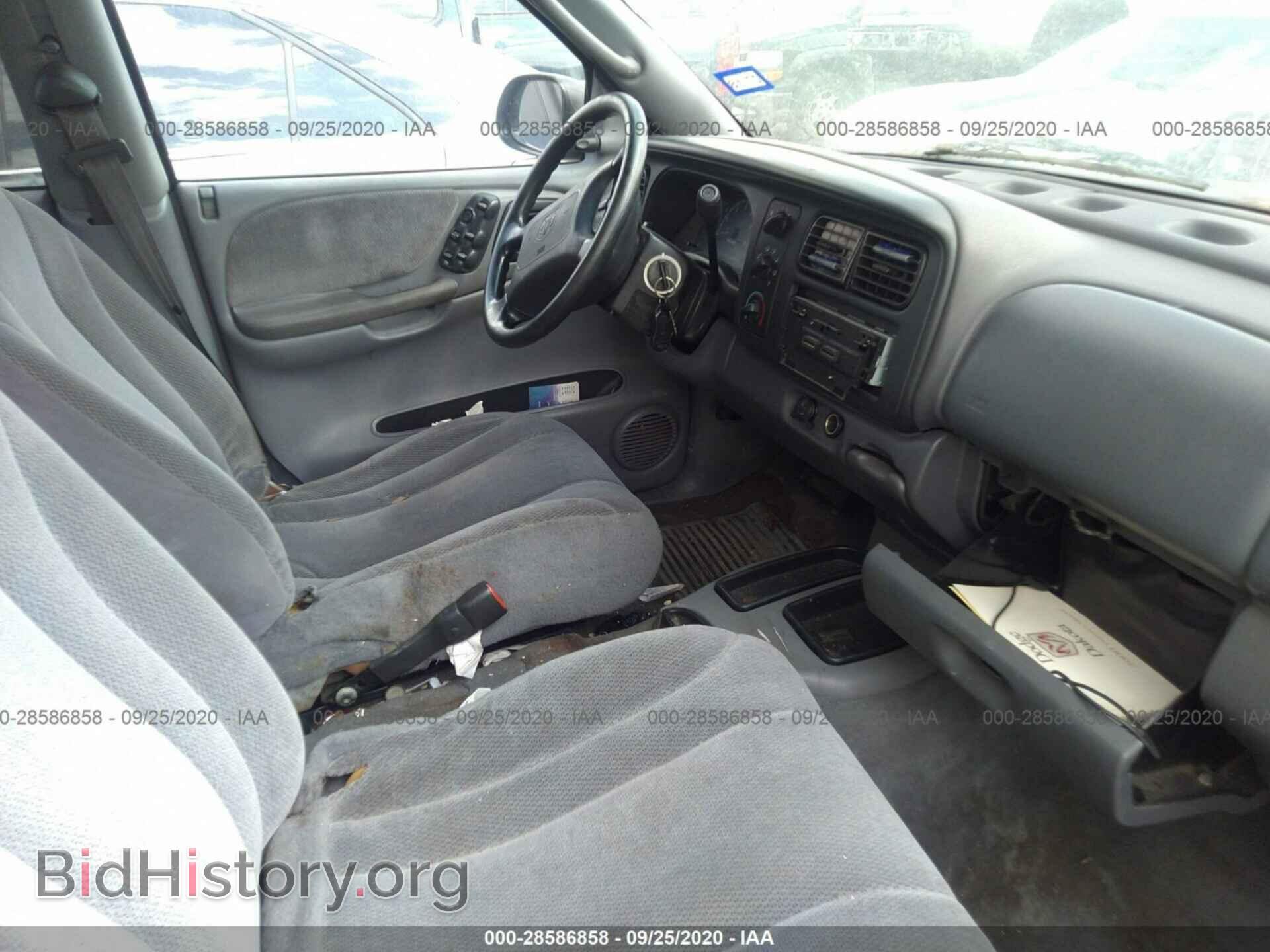 2000 DODGE DAKOTA - VIN: 1B7GL2AX8YS642916 - Фото 5