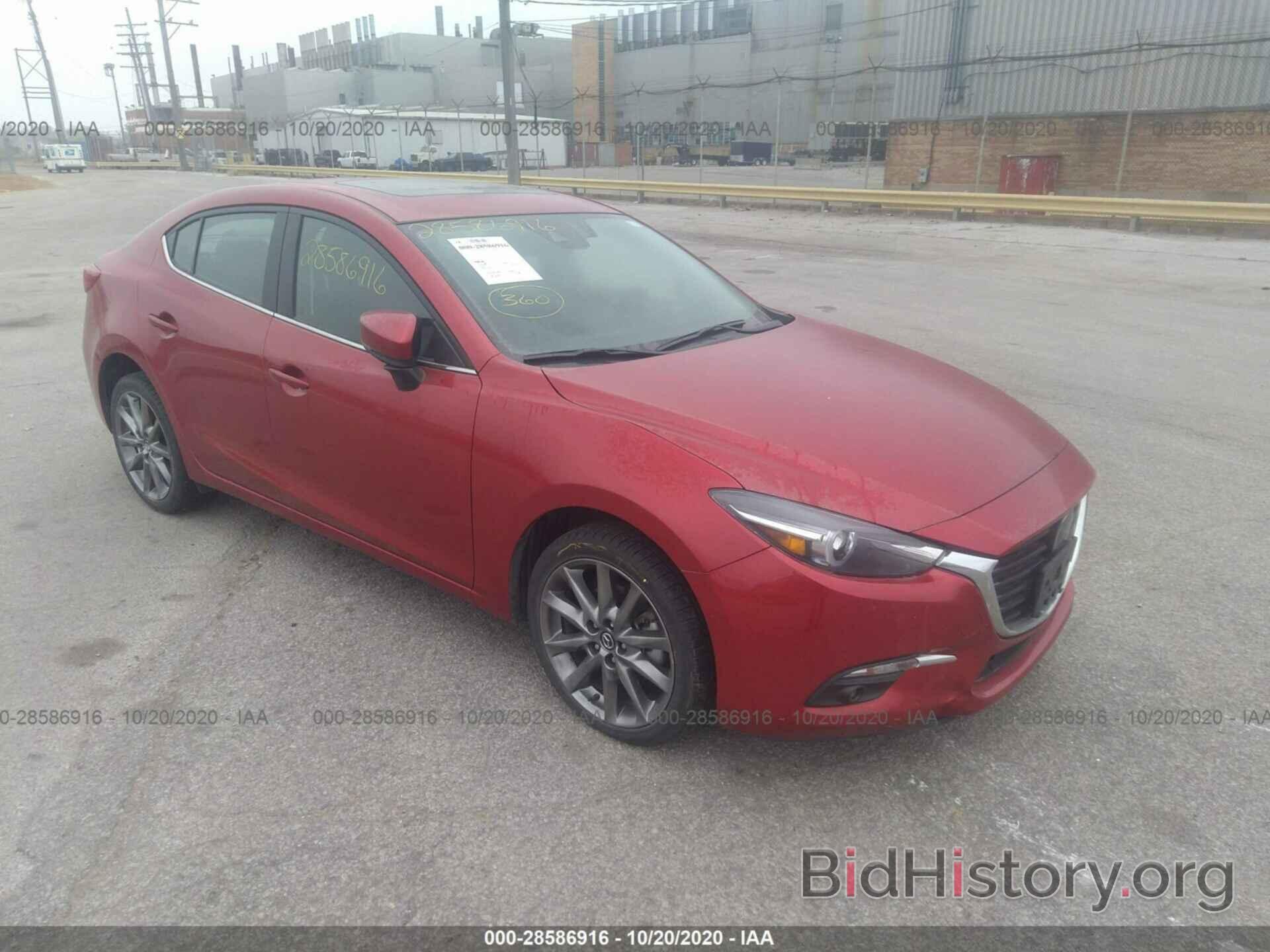 Photo 3MZBN1W34JM177552 - MAZDA MAZDA3 4-DOOR 2018