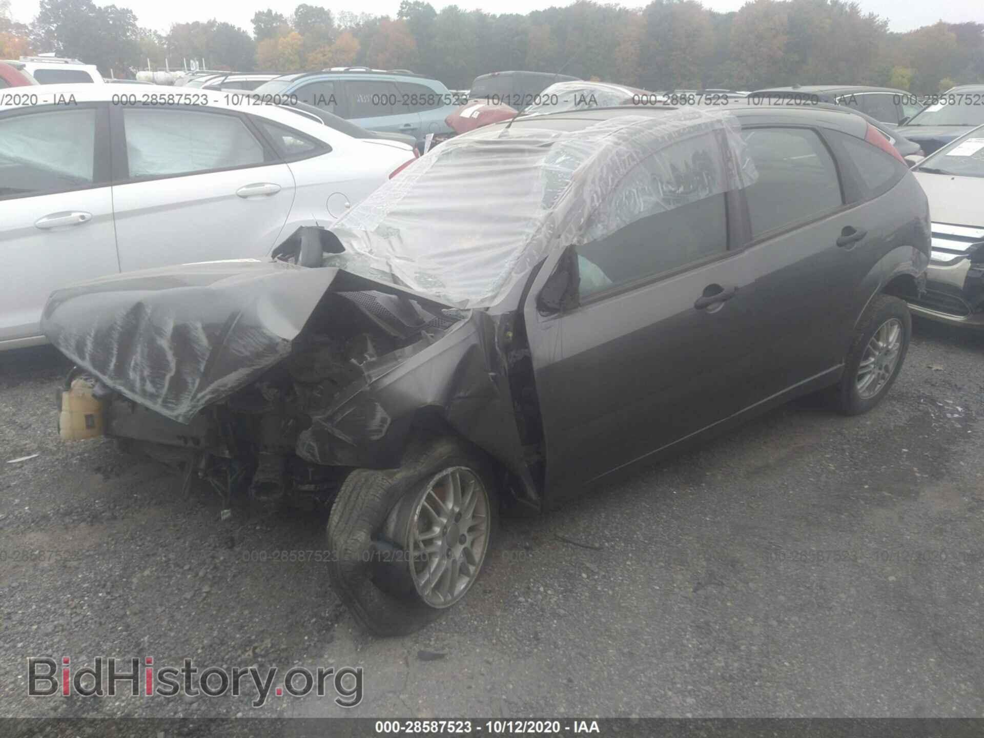 2007 FORD FOCUS - VIN: 1FAHP37N47W139952 - Фото 2