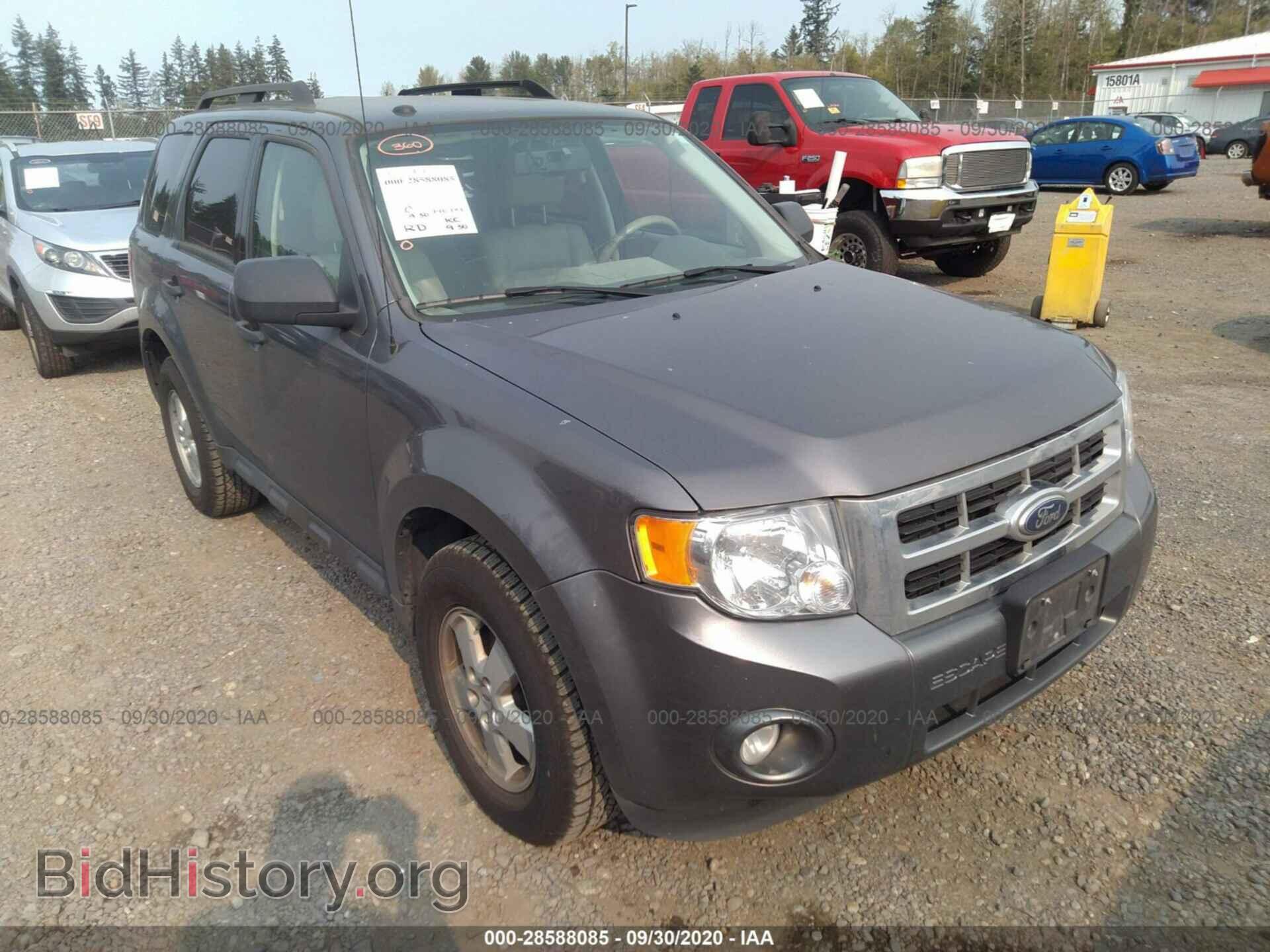 Фотография 1FMCU937X9KD05257 - FORD ESCAPE 2009