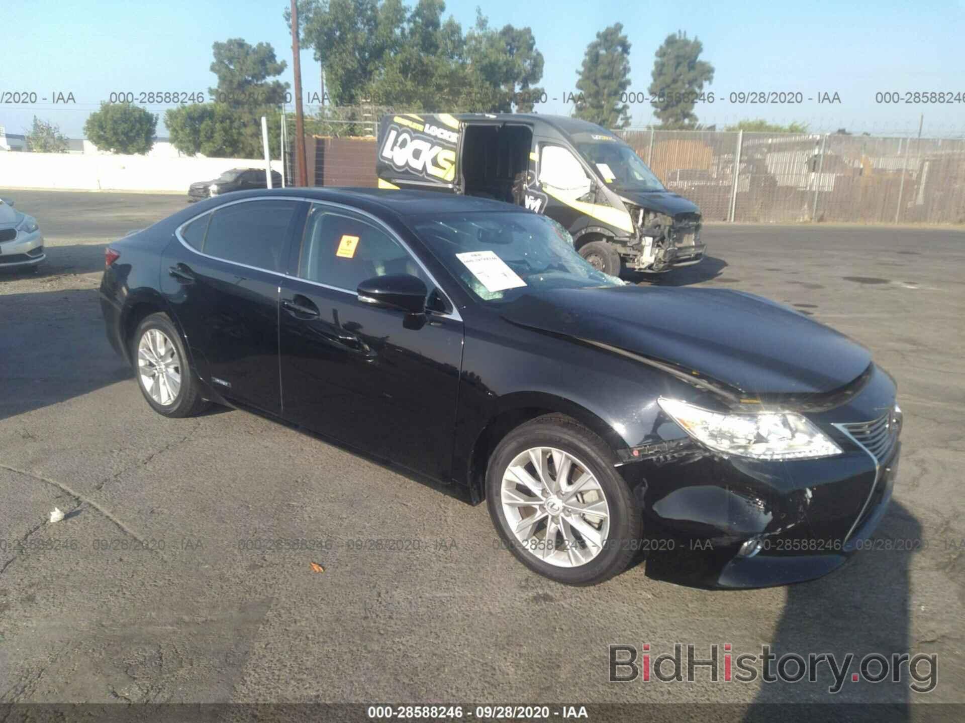 Photo JTHBW1GG7D2019069 - LEXUS ES 300H 2013