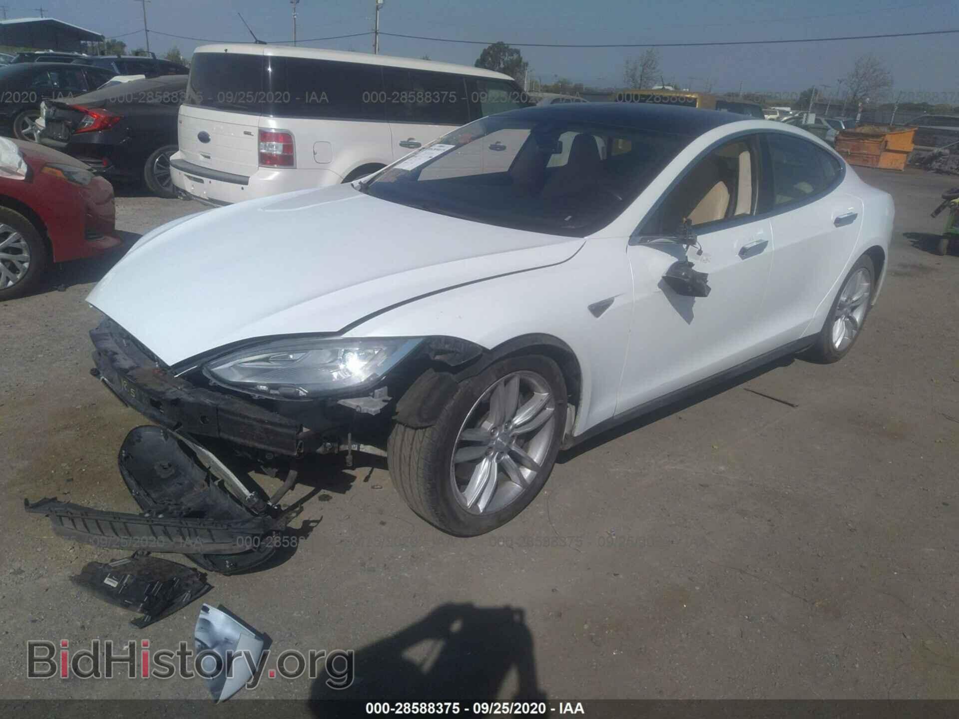 2014 TESLA MODEL S - VIN: 5YJSA1H16EFP49810 - Фото 2