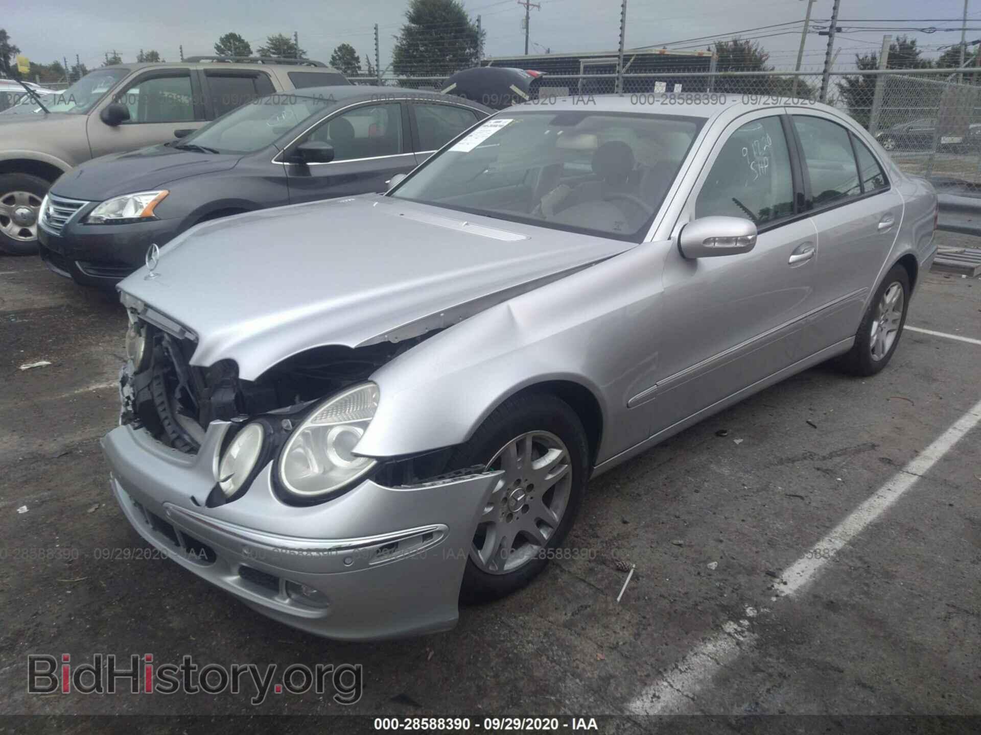 2005 MERCEDES-BENZ E-CLASS - VIN: WDBUF26J05A683023 - Фото 2