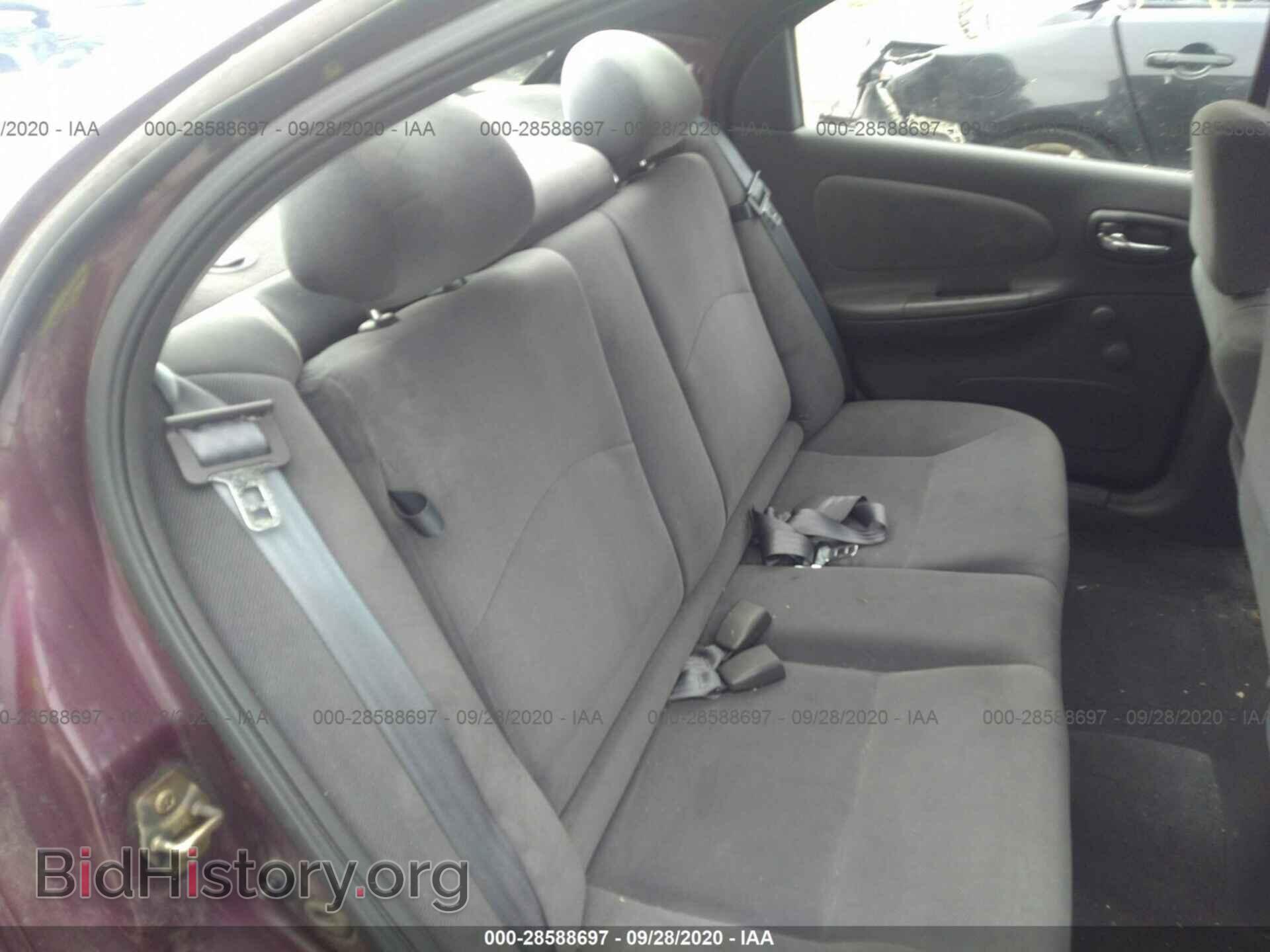 2000 DODGE NEON - VIN: 1B3ES46C2YD752961 - Photo 8