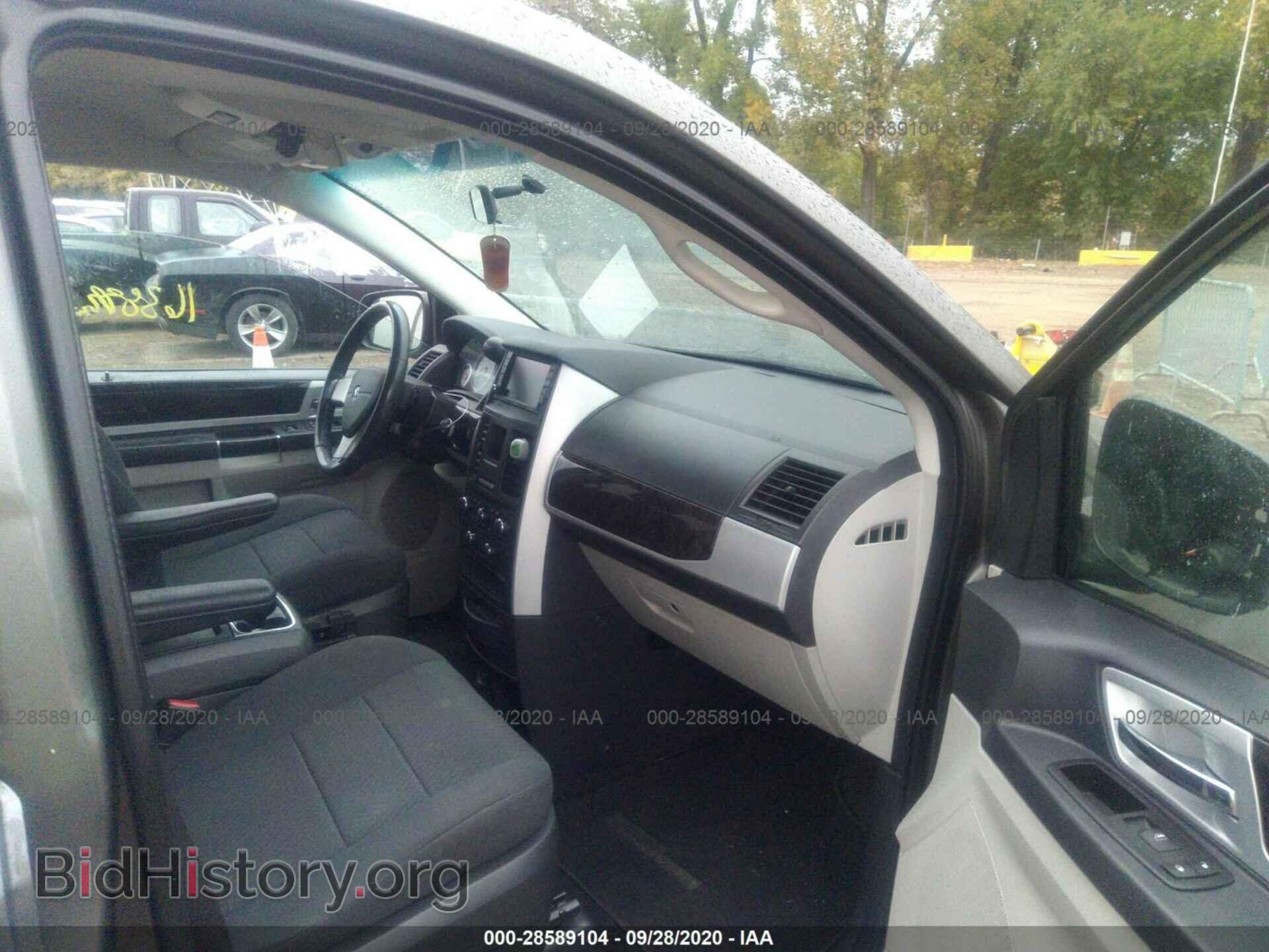 2010 DODGE GRAND CARAVAN - VIN: 2D4RN6DX7AR371900 - Фото 5