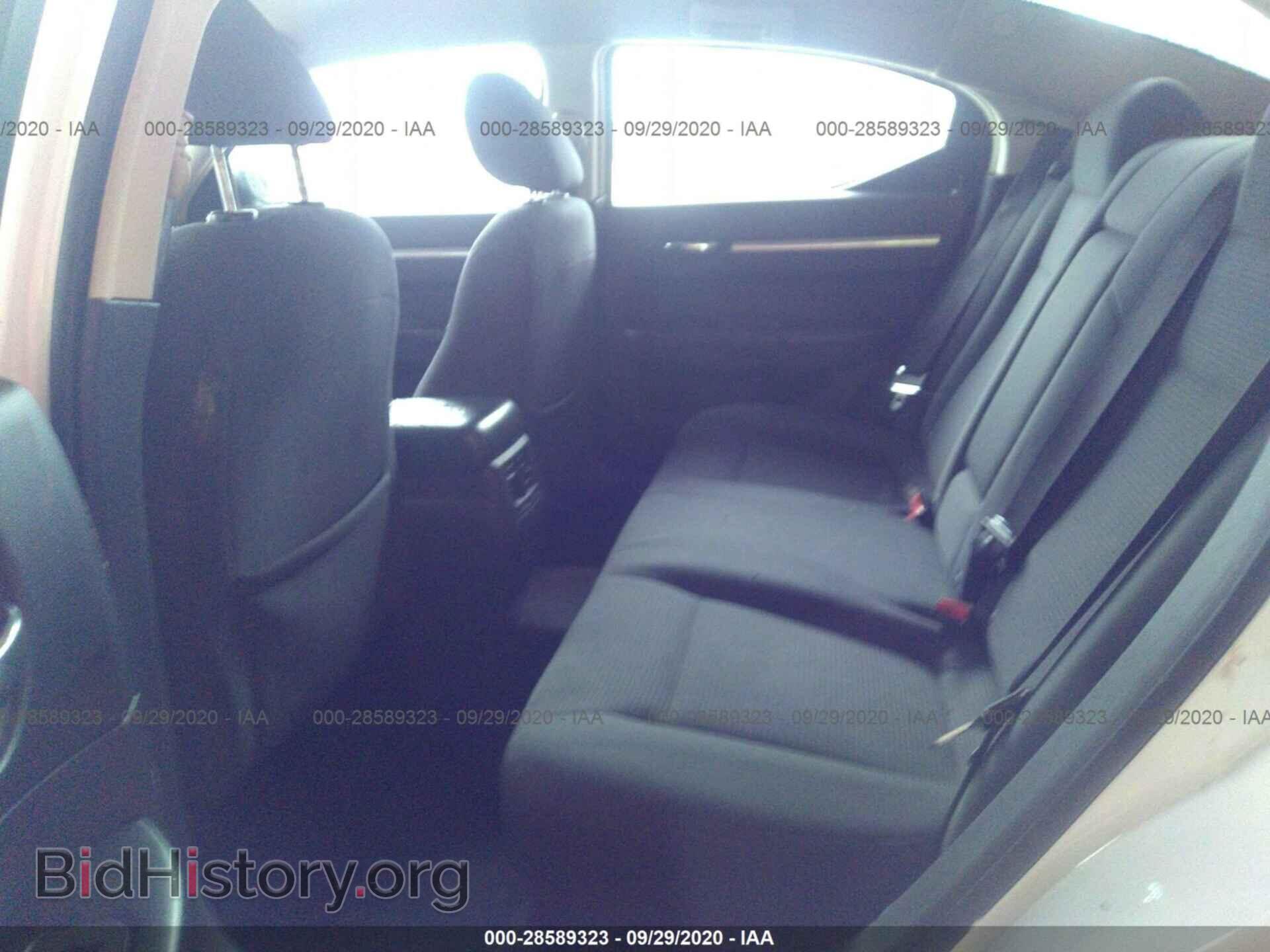 2010 DODGE CHARGER - VIN: 2B3CA3CV3AH290820 - Фото 8