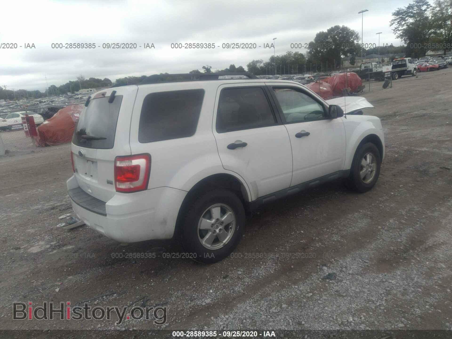 2011 FORD ESCAPE - VIN: 1FMCU9DG9BKB74052 - Фото 4