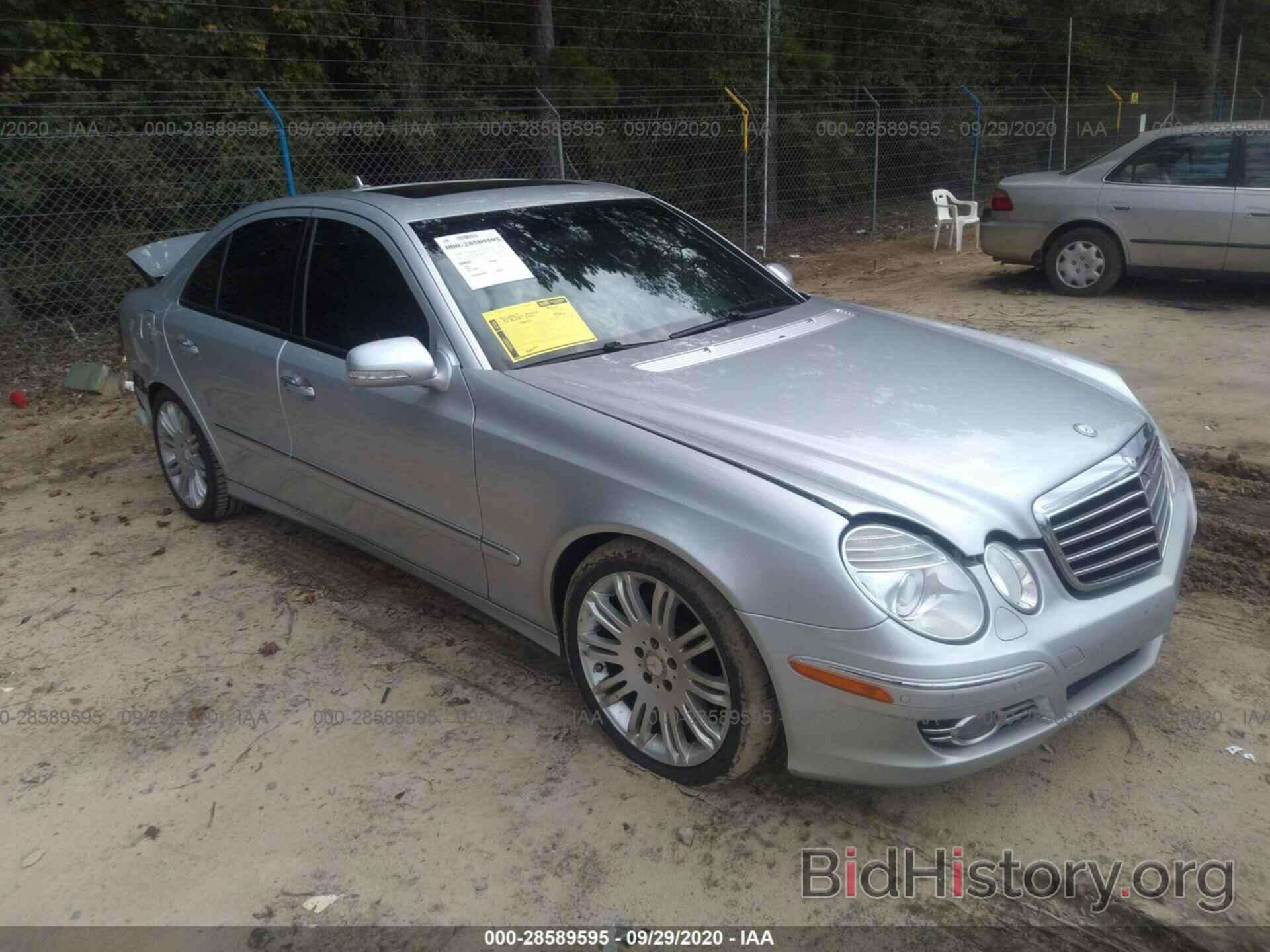 Photo WDBUF90X98B208751 - MERCEDES-BENZ E-CLASS 2008