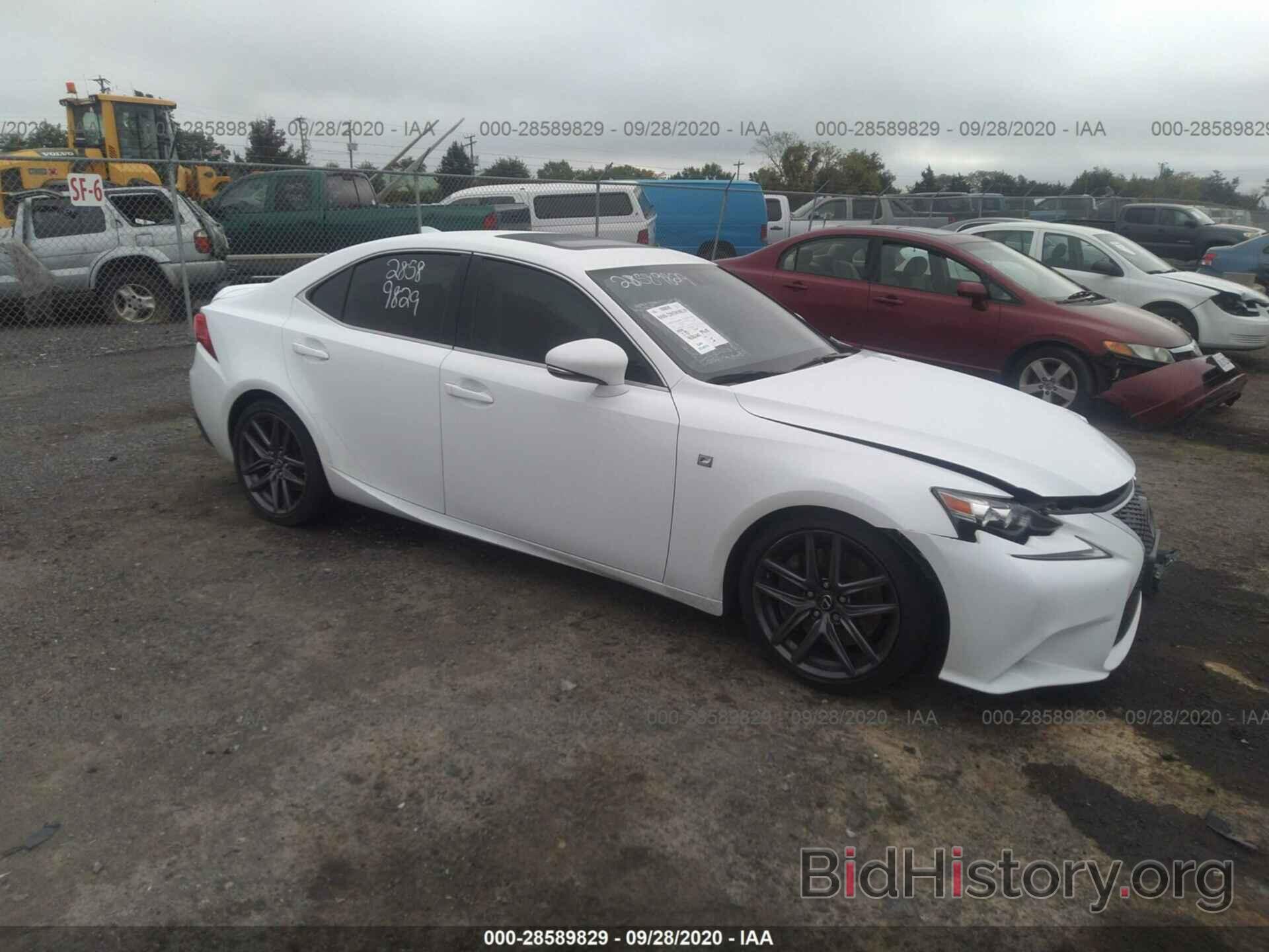 Photo JTHCM1D23G5006941 - LEXUS IS 300 2016