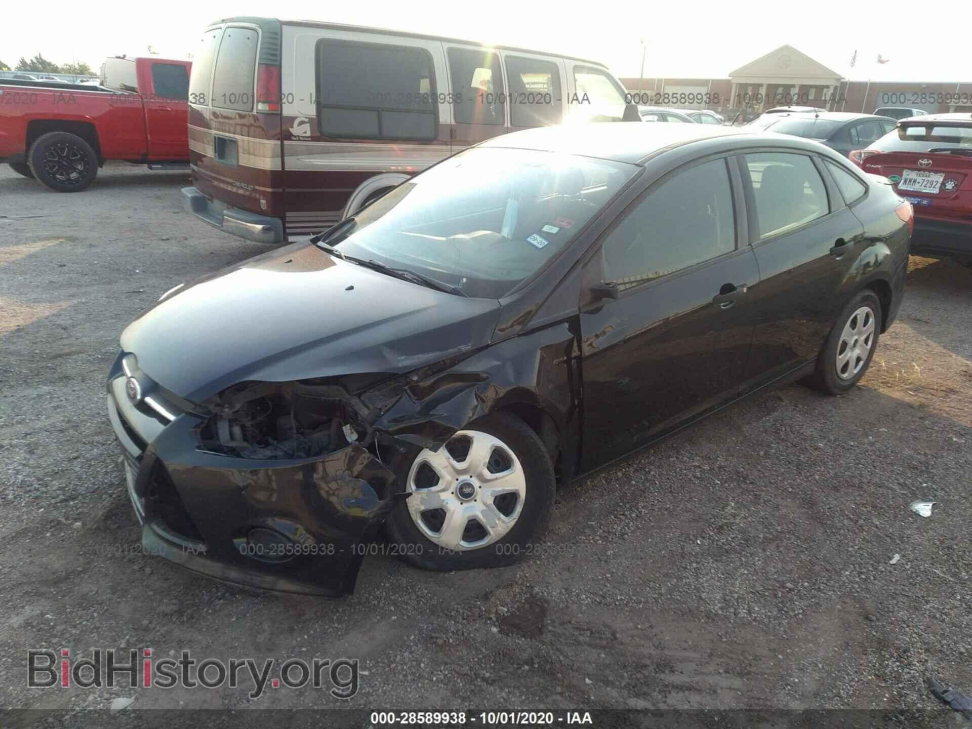 2013 FORD FOCUS - VIN: 1FADP3E25DL318764 - Фото 2