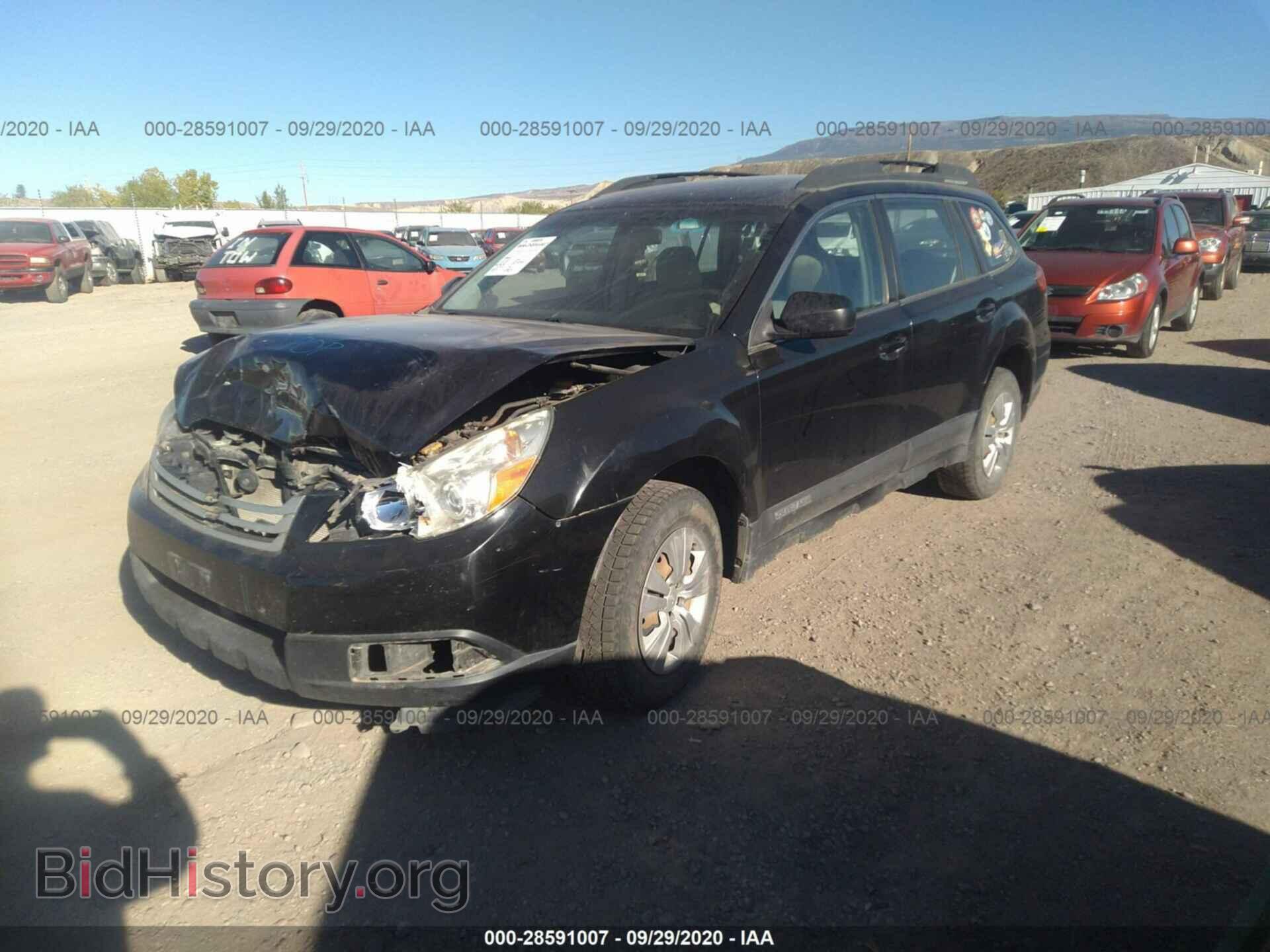 2011 SUBARU OUTBACK - VIN: 4S4BRBAC6B3328944 - Photo 2