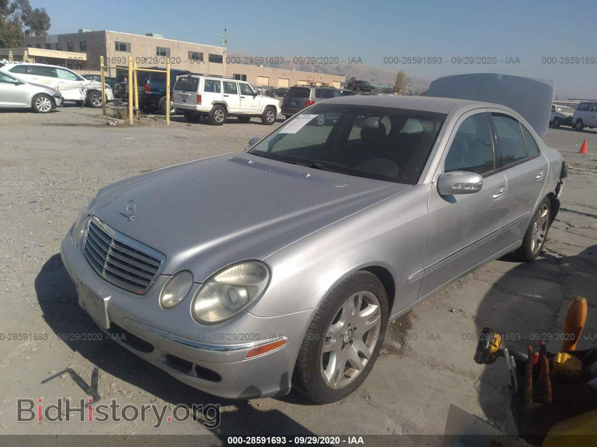 2003 MERCEDES-BENZ E-CLASS - VIN: WDBUF70J93A141809 - Фото 2