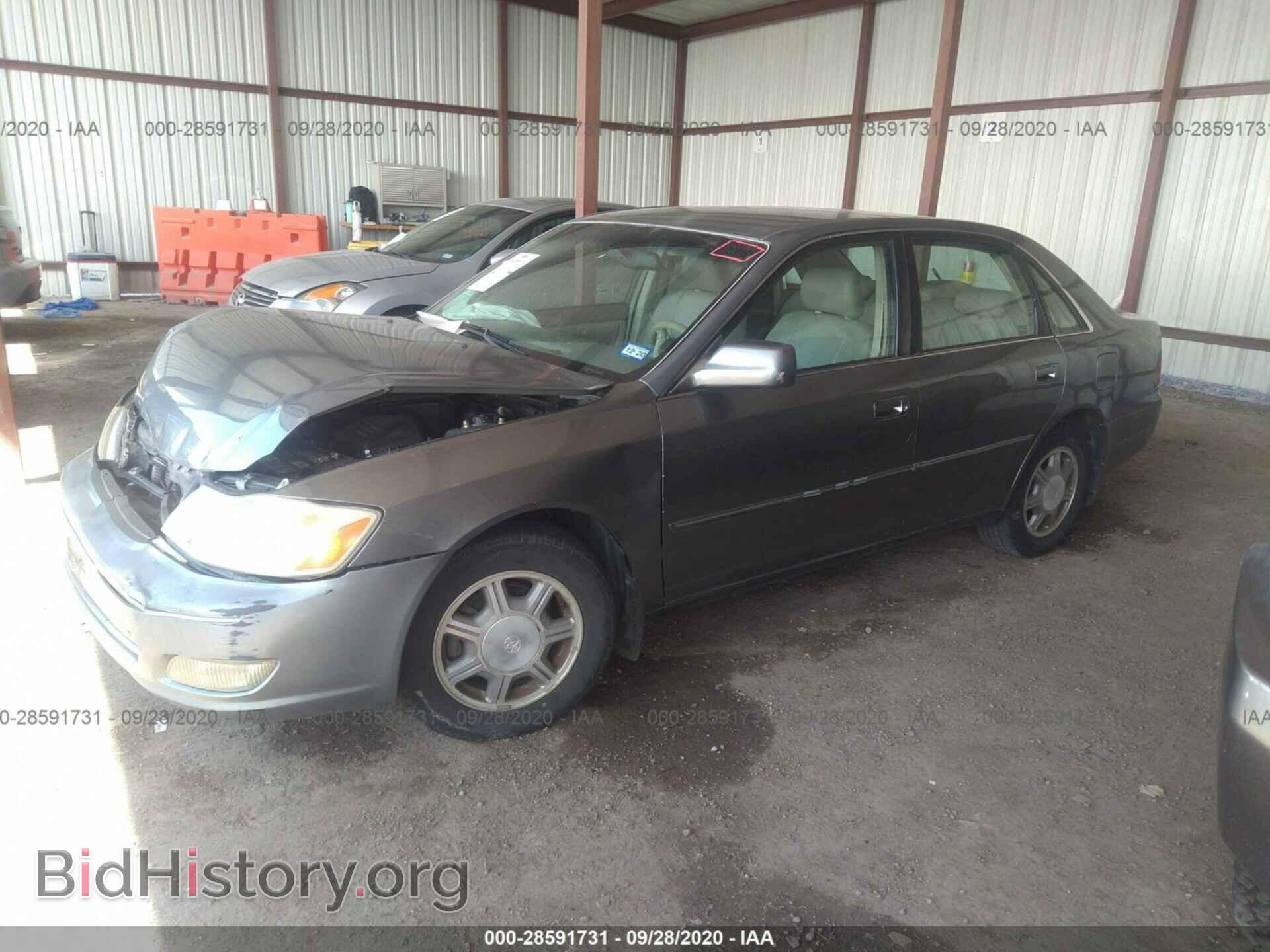 2002 TOYOTA AVALON - VIN: 4T1BF28B22U238917 - Фото 2
