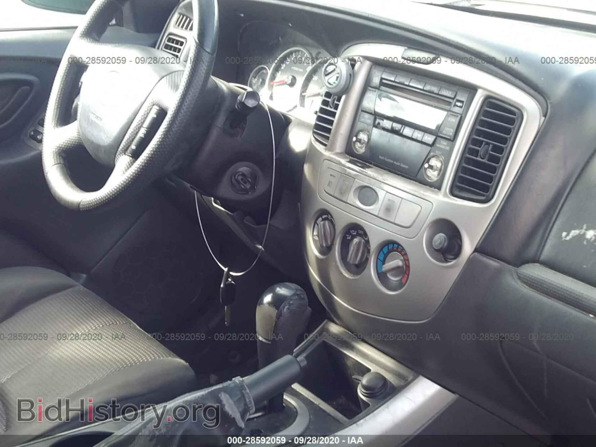 2005 MAZDA TRIBUTE - VIN: 4F2YZ04175KM04419 - Фото 5