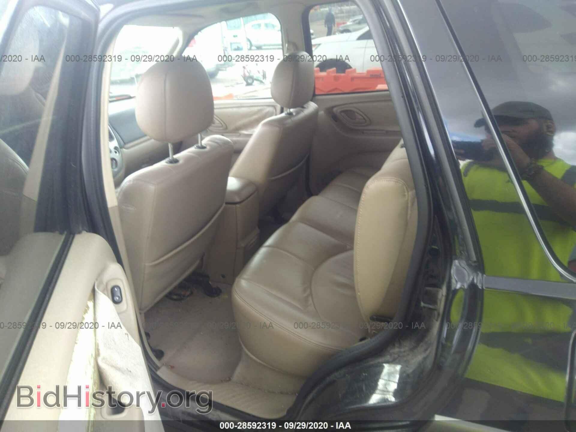 2003 MAZDA TRIBUTE - VIN: 4F2CZ06173KM45573 - Фото 8