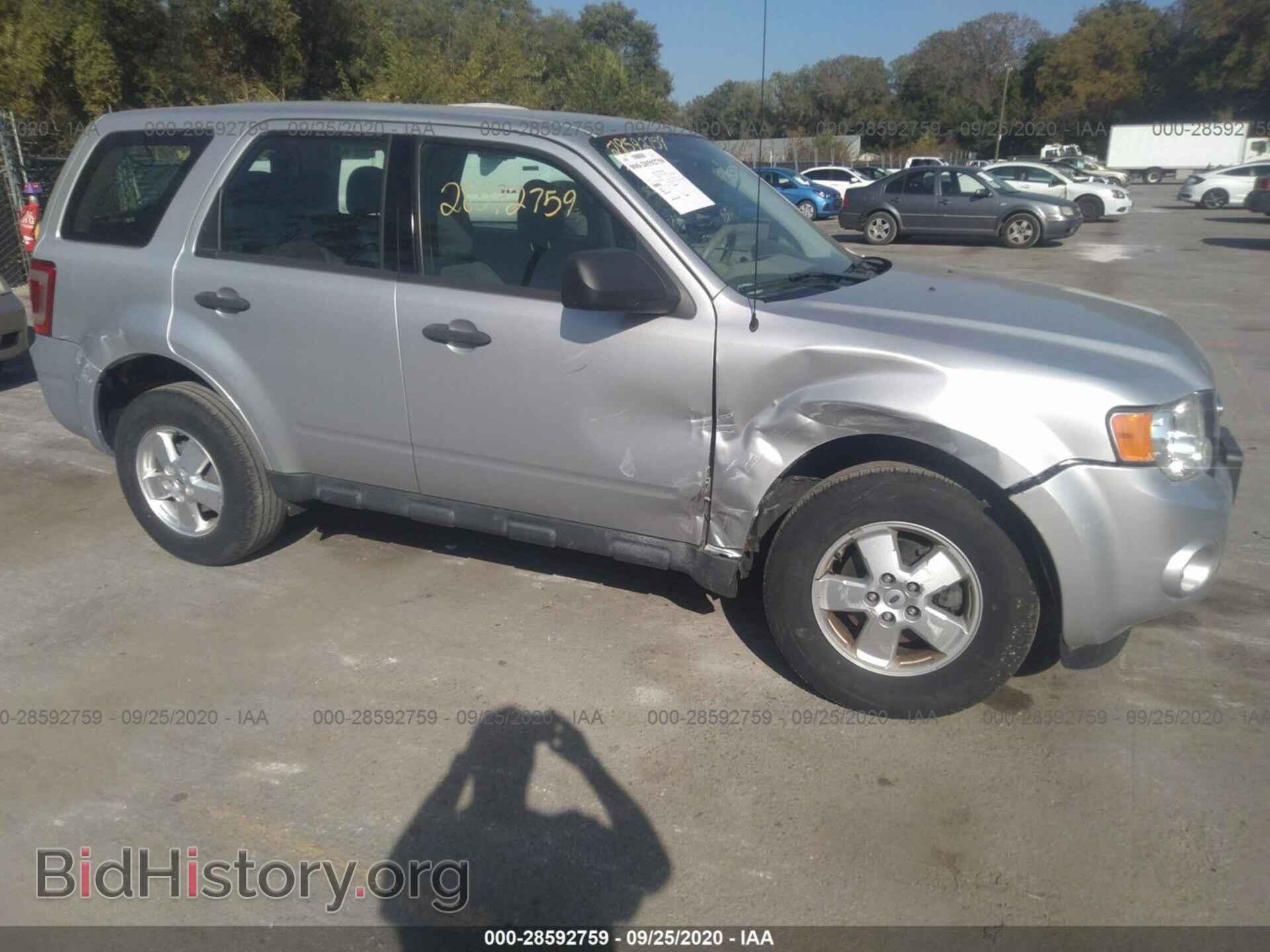2011 FORD ESCAPE - VIN: 1FMCU0C70BKA75844 - Фото 6