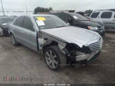 2007 Mercedes-Benz E-CLASS 5.5L, серебристый — VIN WDBUF72X77B021492, IAAI