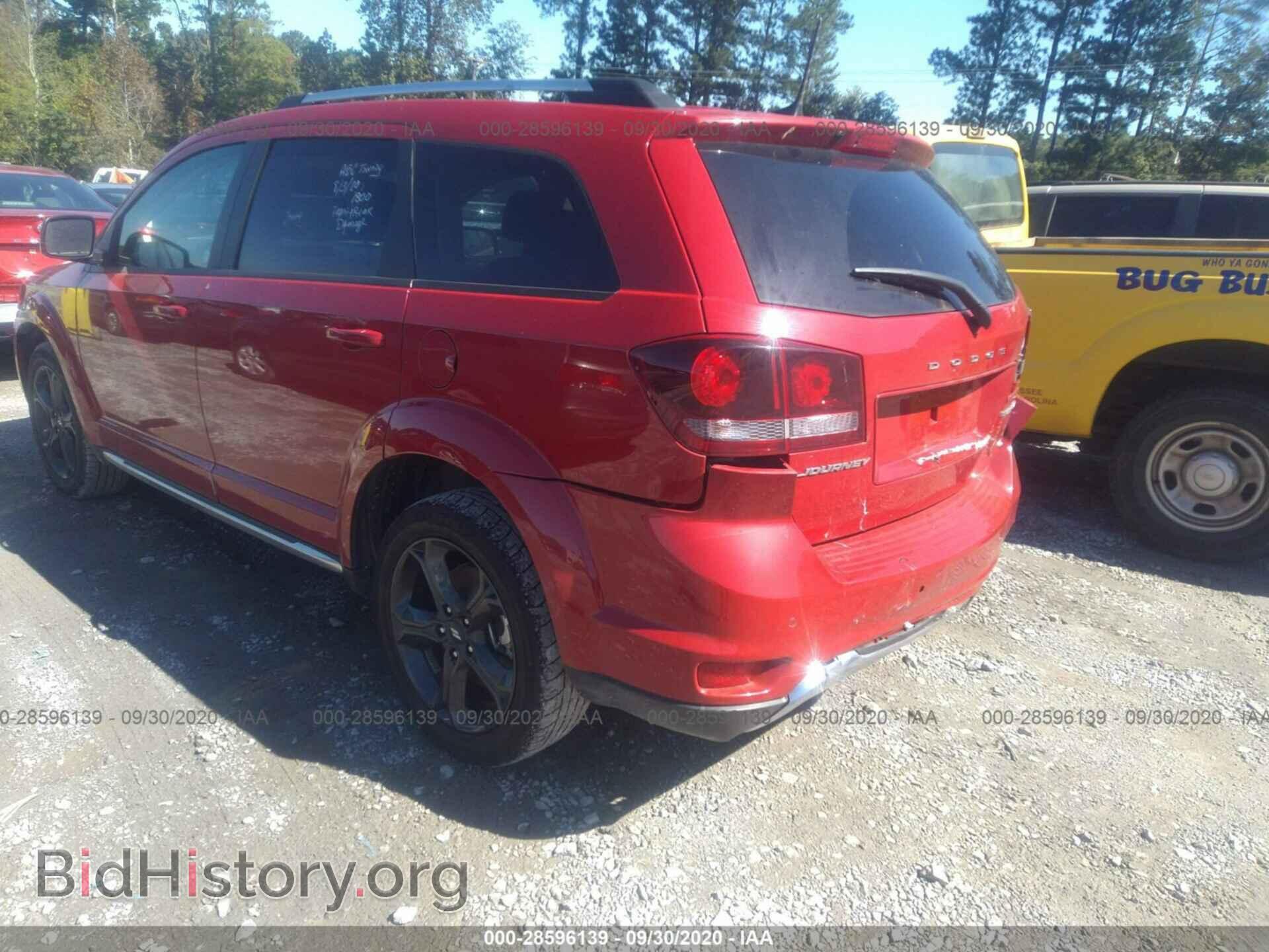 2020 DODGE JOURNEY - VIN: 3C4PDCGB4LT206540 - Фото 3