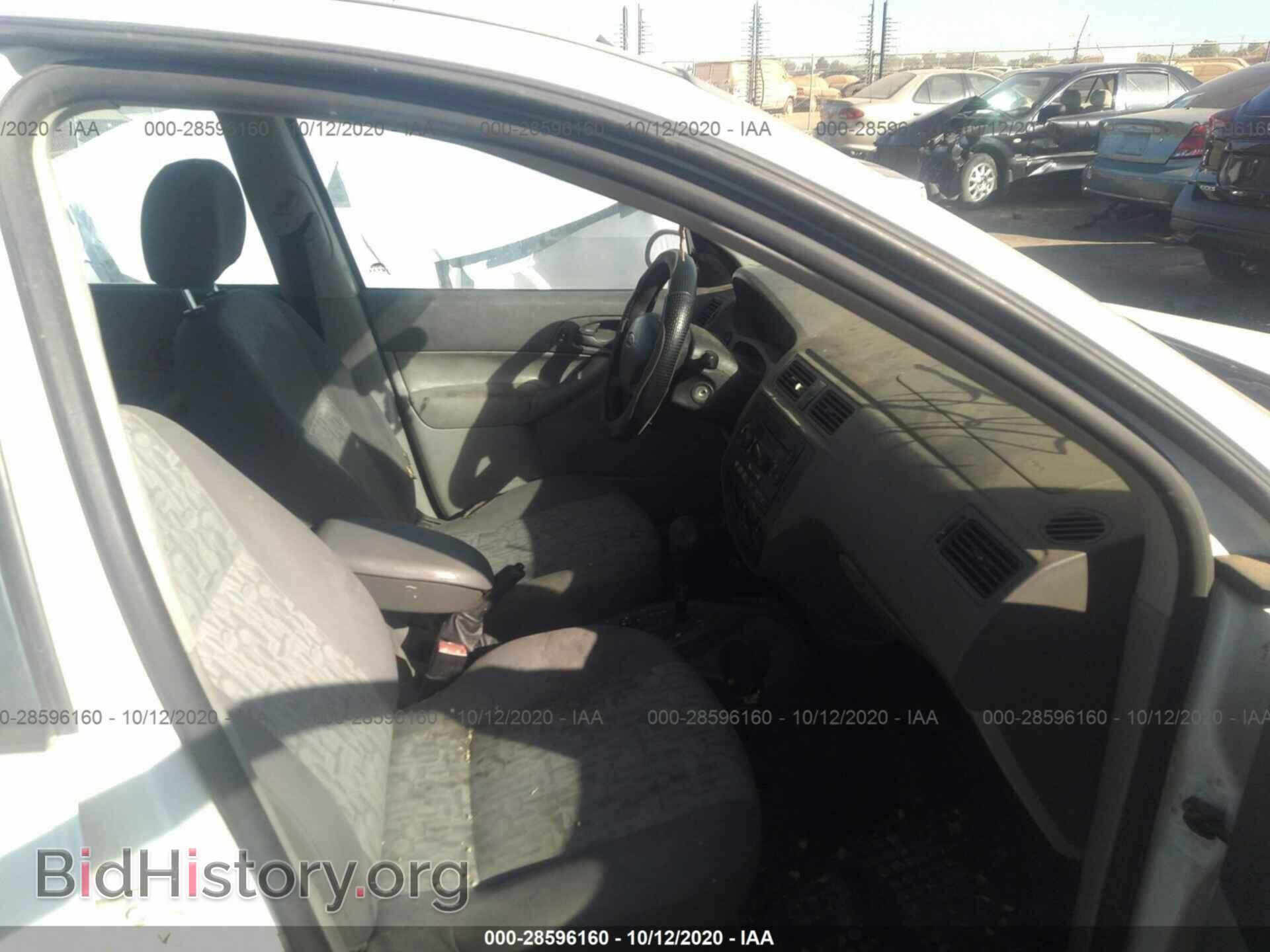 2005 FORD FOCUS - VIN: 1FAFP34N75W230366 - Фото 5