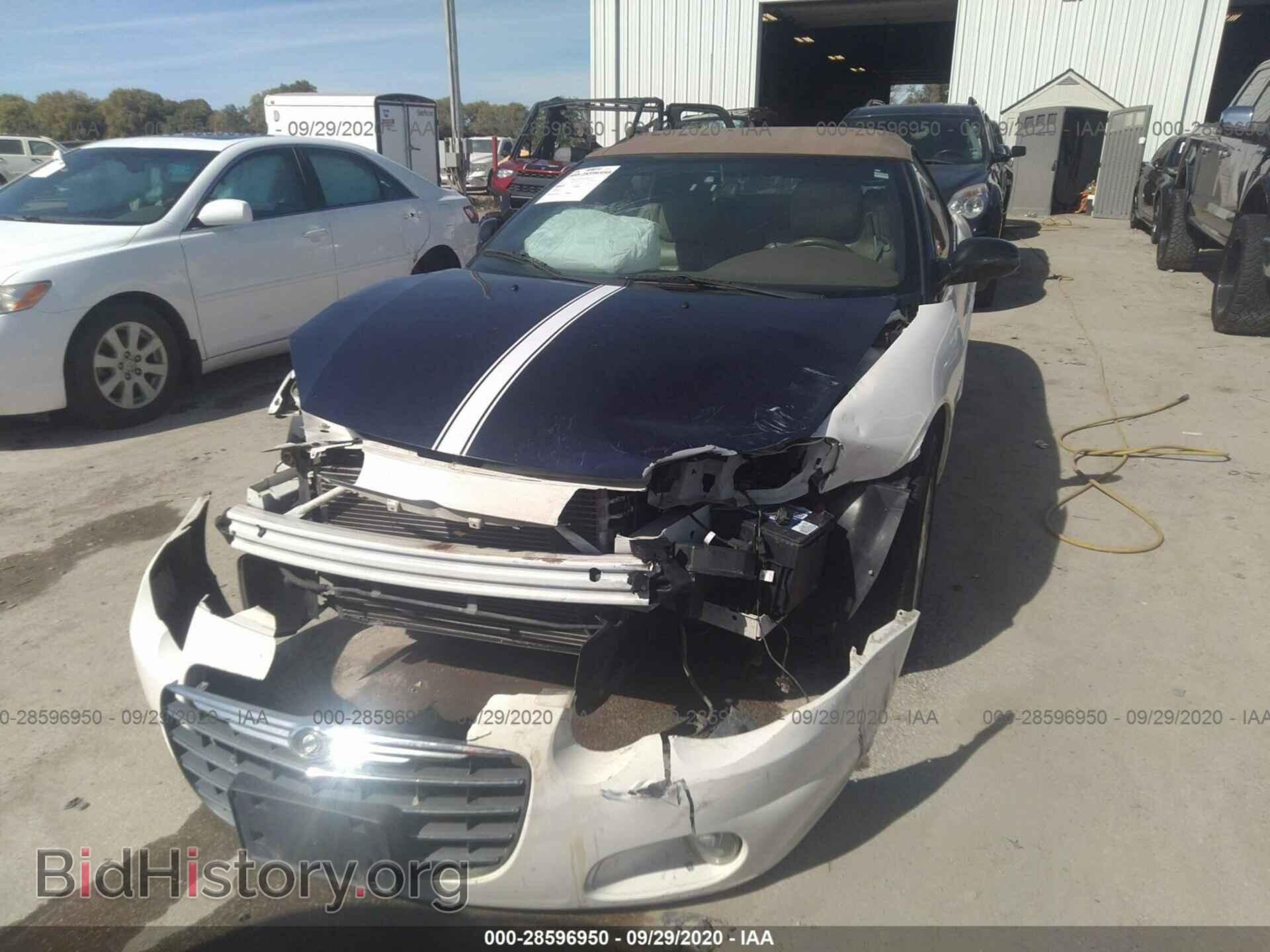 2004 CHRYSLER SEBRING - VIN: 1C3EL55R04N105443 - Фото 6