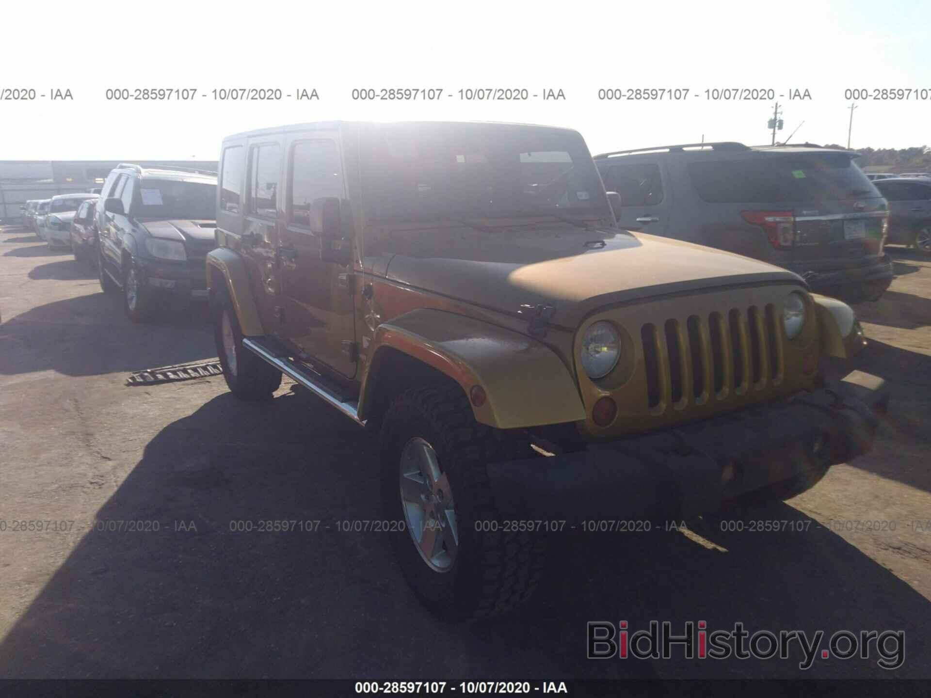 Photo 1J4GB39187L184161 - JEEP WRANGLER 2007