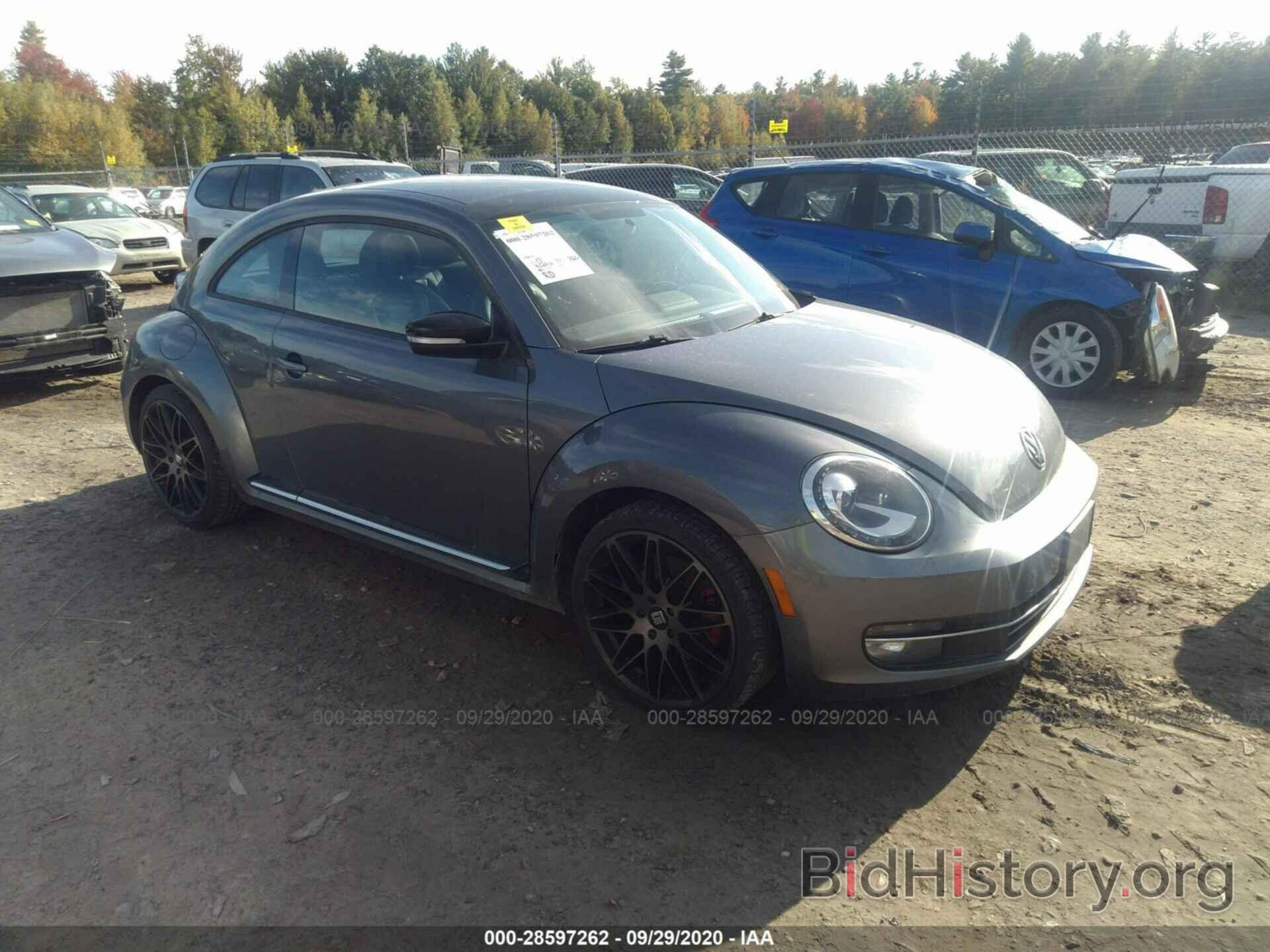 Photo 3VW4A7AT6CM649025 - VOLKSWAGEN BEETLE 2012
