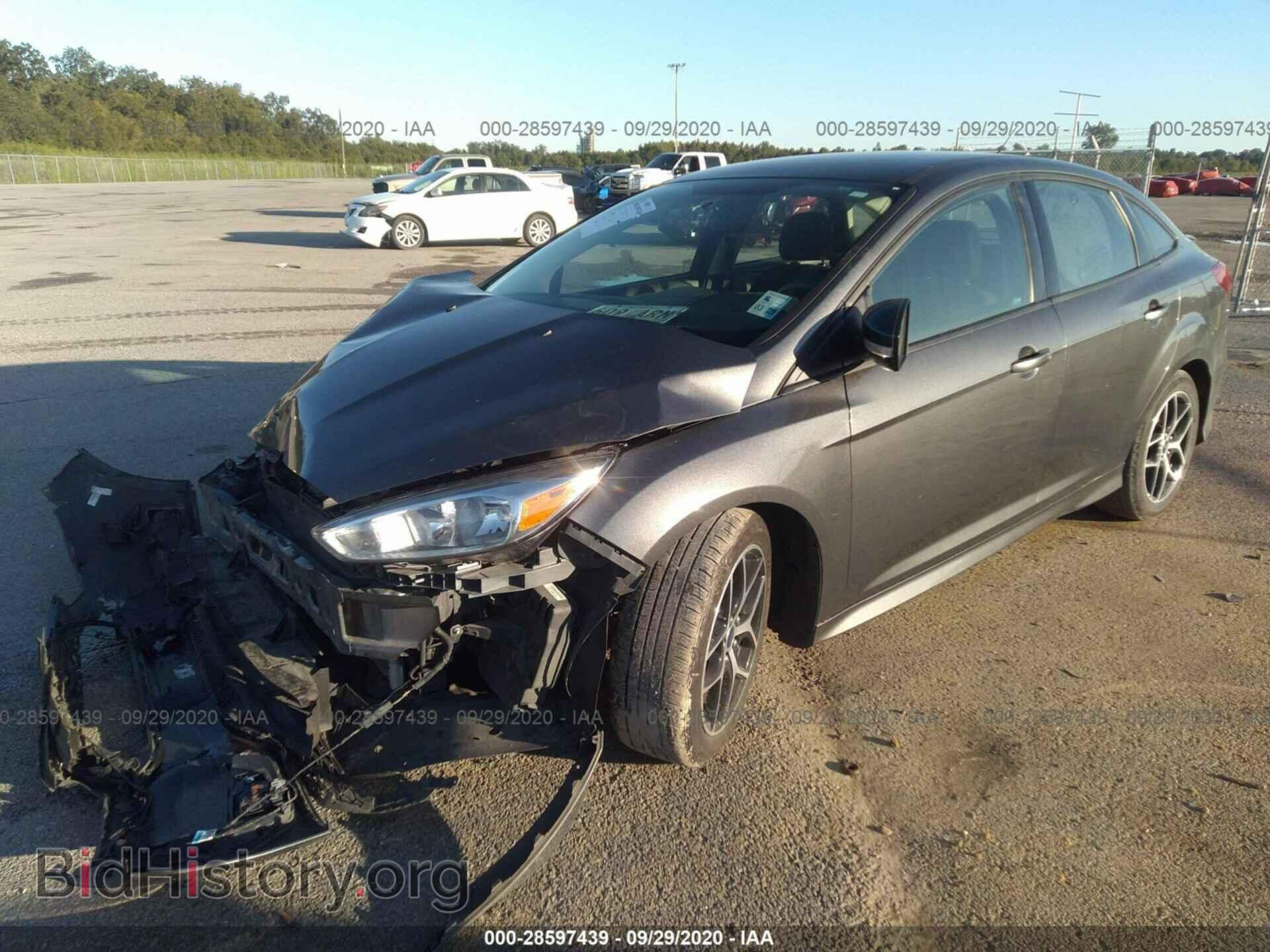 2016 FORD FOCUS - VIN: 1FADP3F22GL397233 - Photo 2
