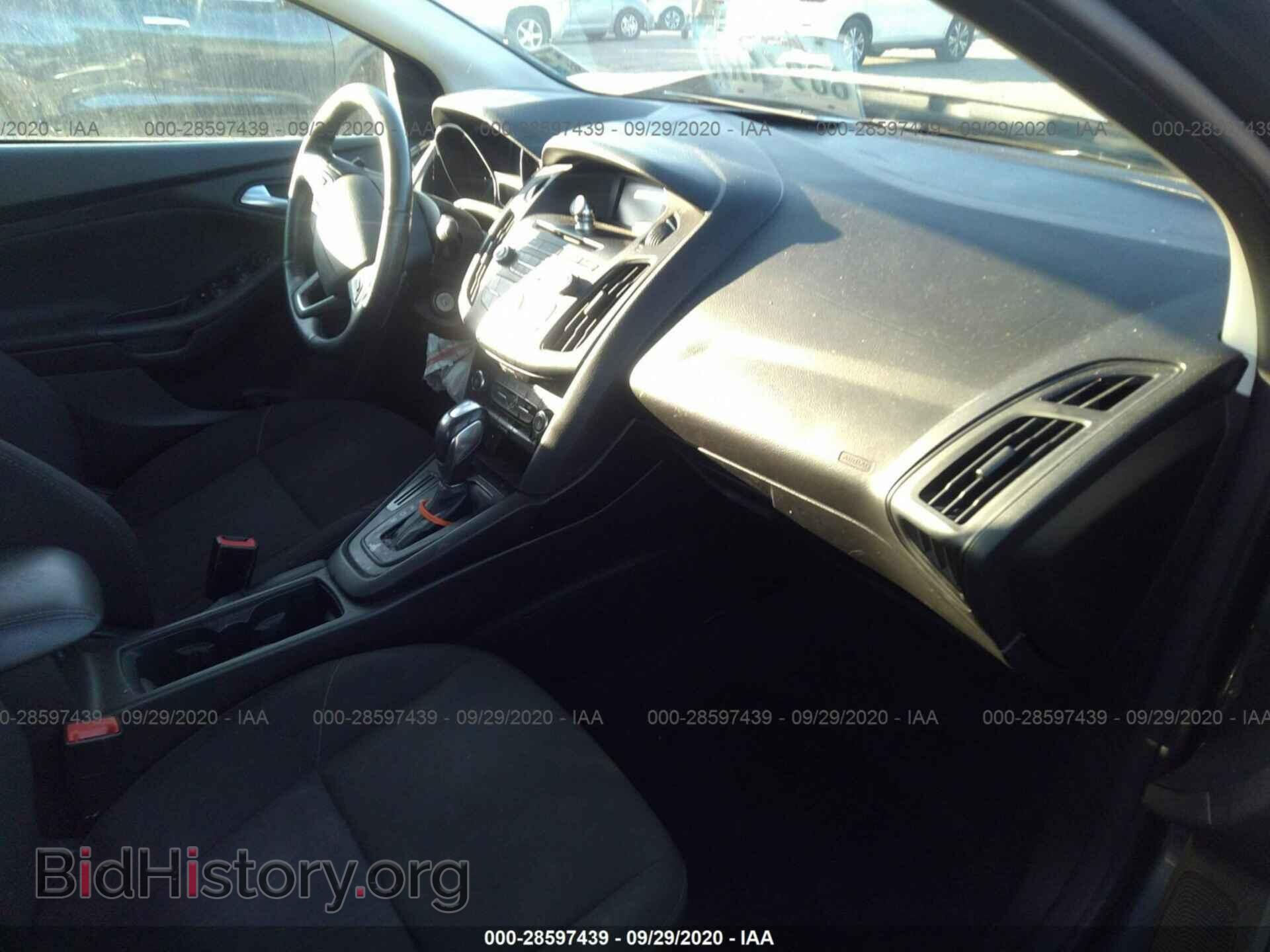 2016 FORD FOCUS - VIN: 1FADP3F22GL397233 - Photo 5