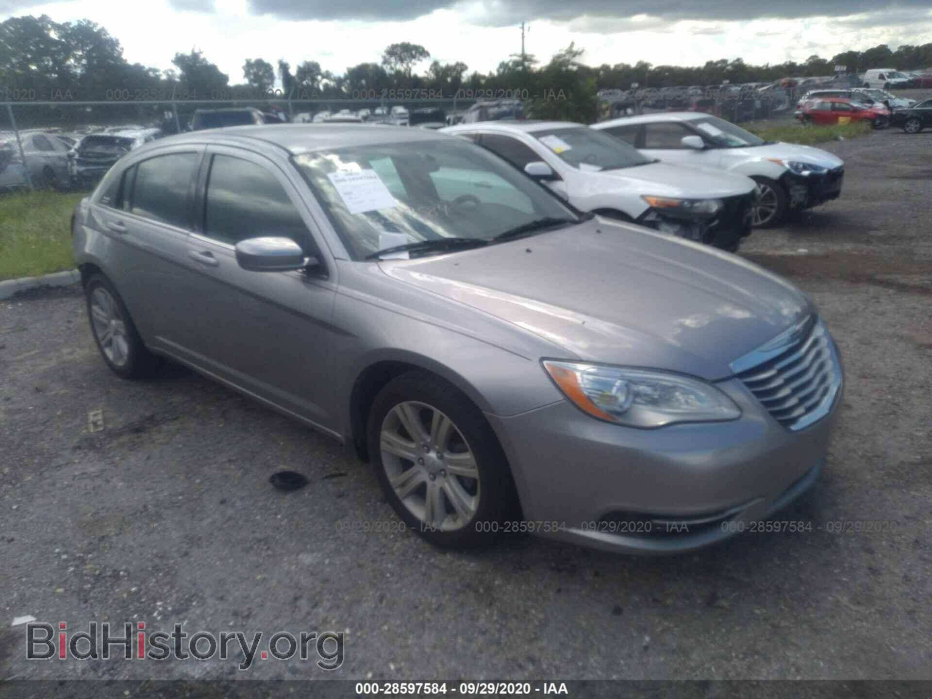 Фотография 1C3CCBAB8DN763719 - CHRYSLER 200 2013