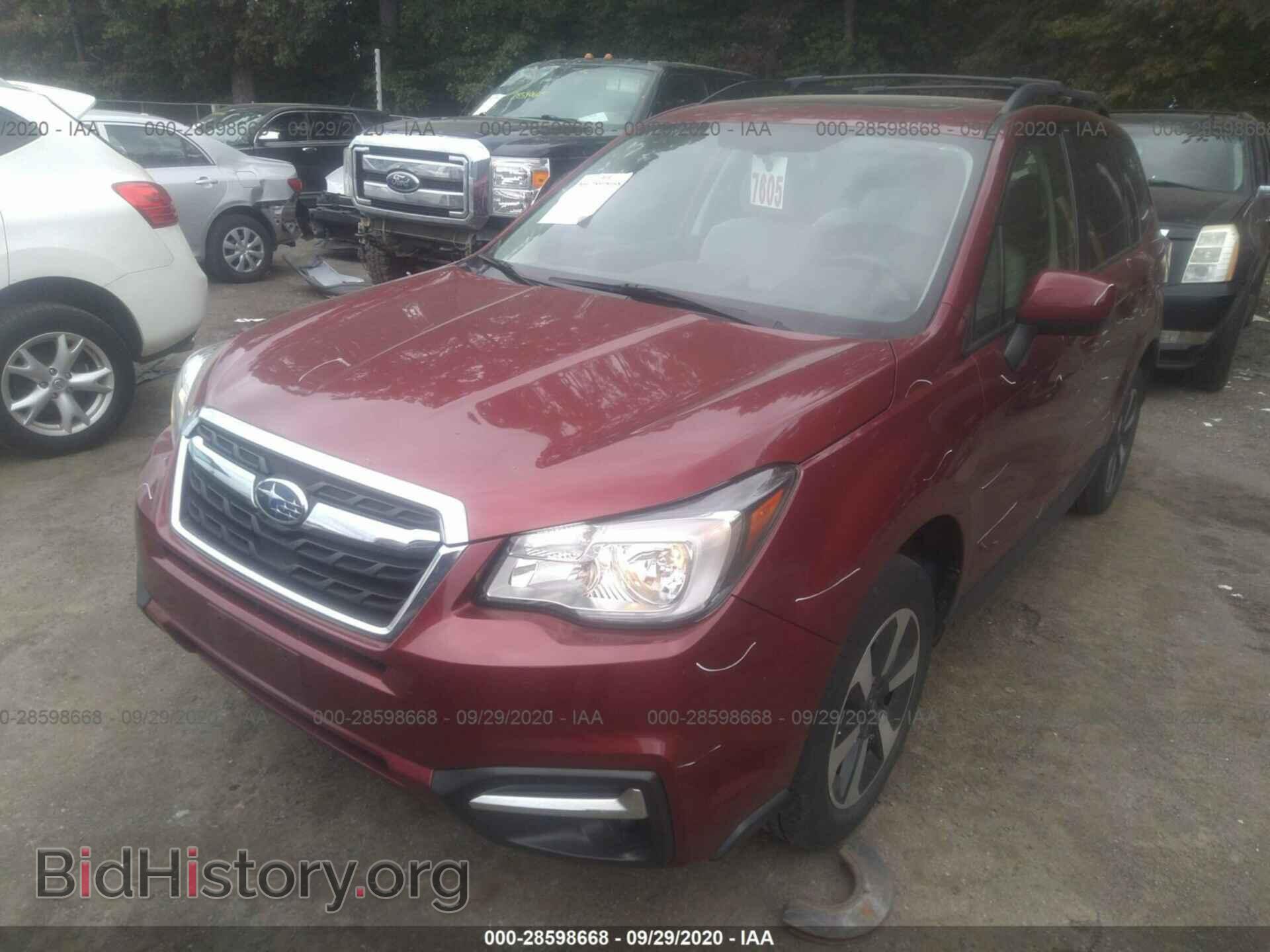 2017 SUBARU FORESTER - VIN: JF2SJAEC7HH802641 - Фото 2