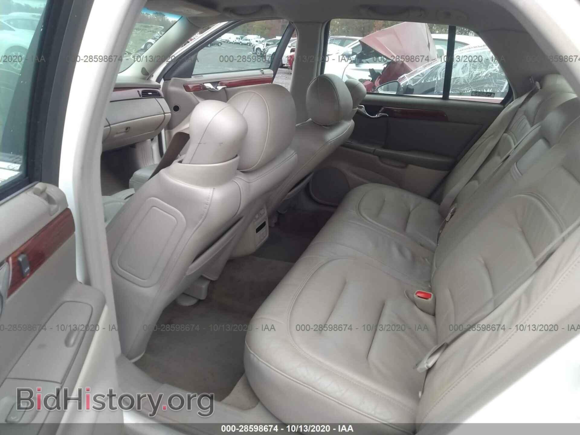 2002 CADILLAC DEVILLE - VIN: 1G6KD54Y82U140726 - Photo 8