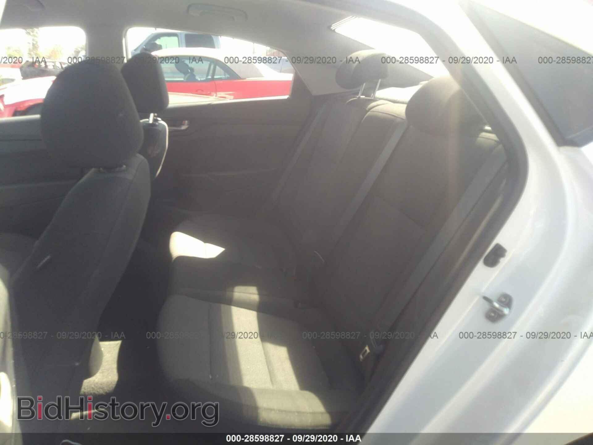 2019 HYUNDAI ACCENT - VIN: 3KPC24A34KE060719 - Фото 8