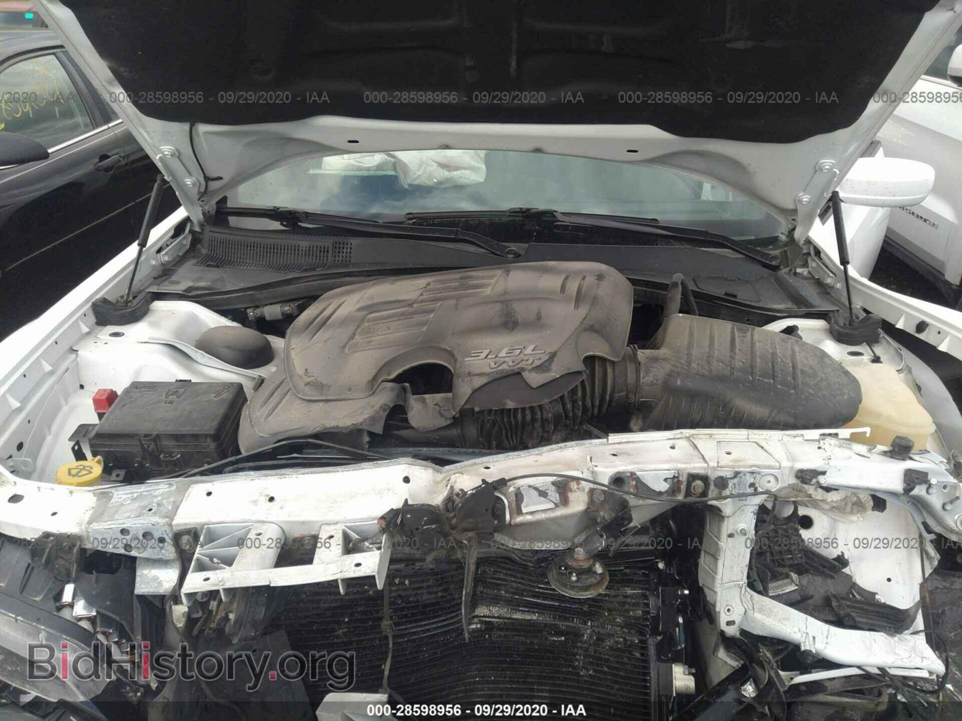2017 CHRYSLER 300 - VIN: 2C3CCAGG6HH637631 - Фото 10