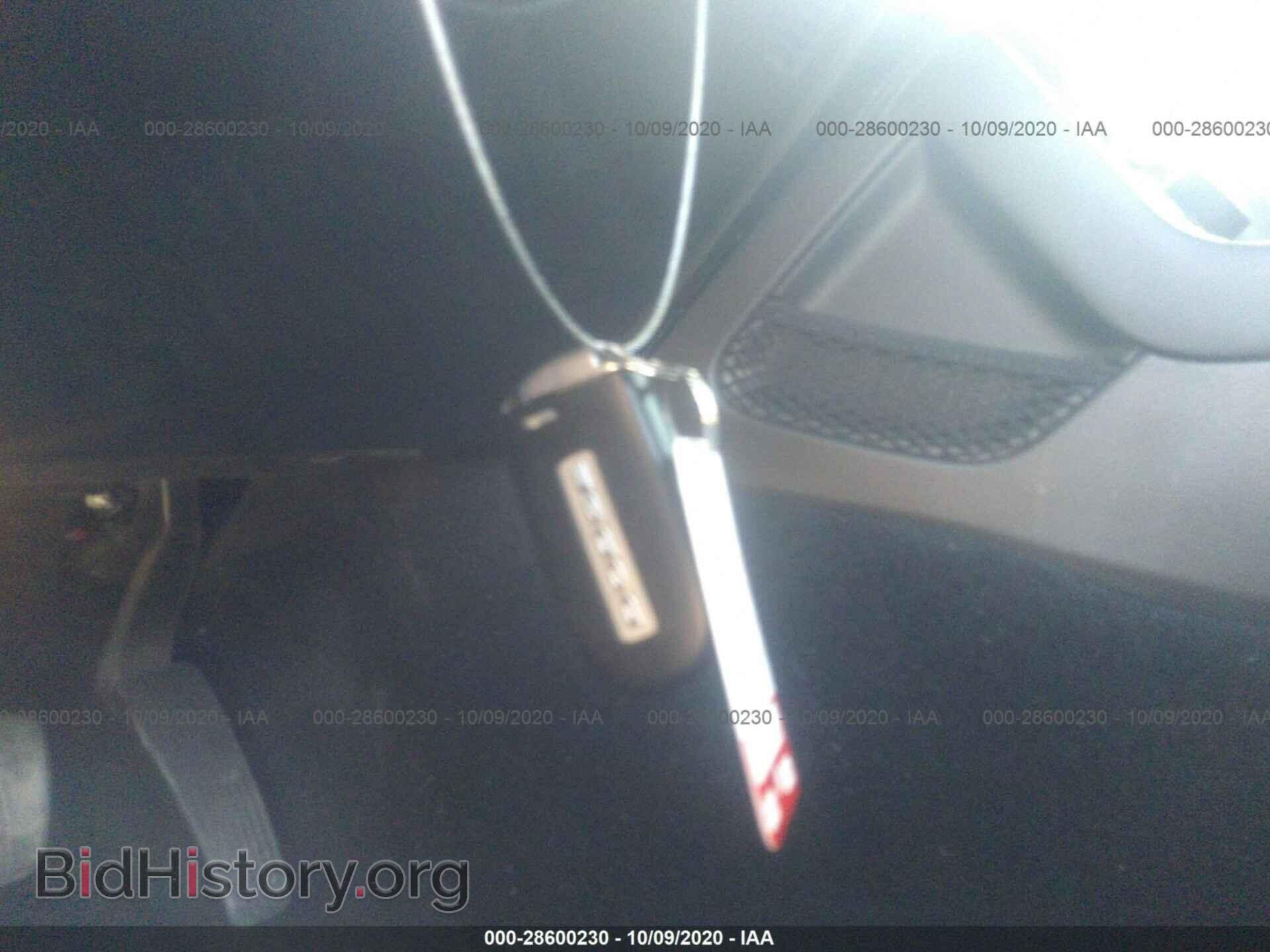 2019 DODGE CHALLENGER - VIN: 2C3CDZAG7KH746689 - Photo 11