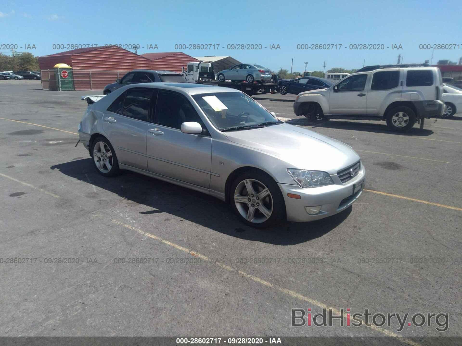 Photo JTHBD182210001739 - LEXUS IS 300 2001