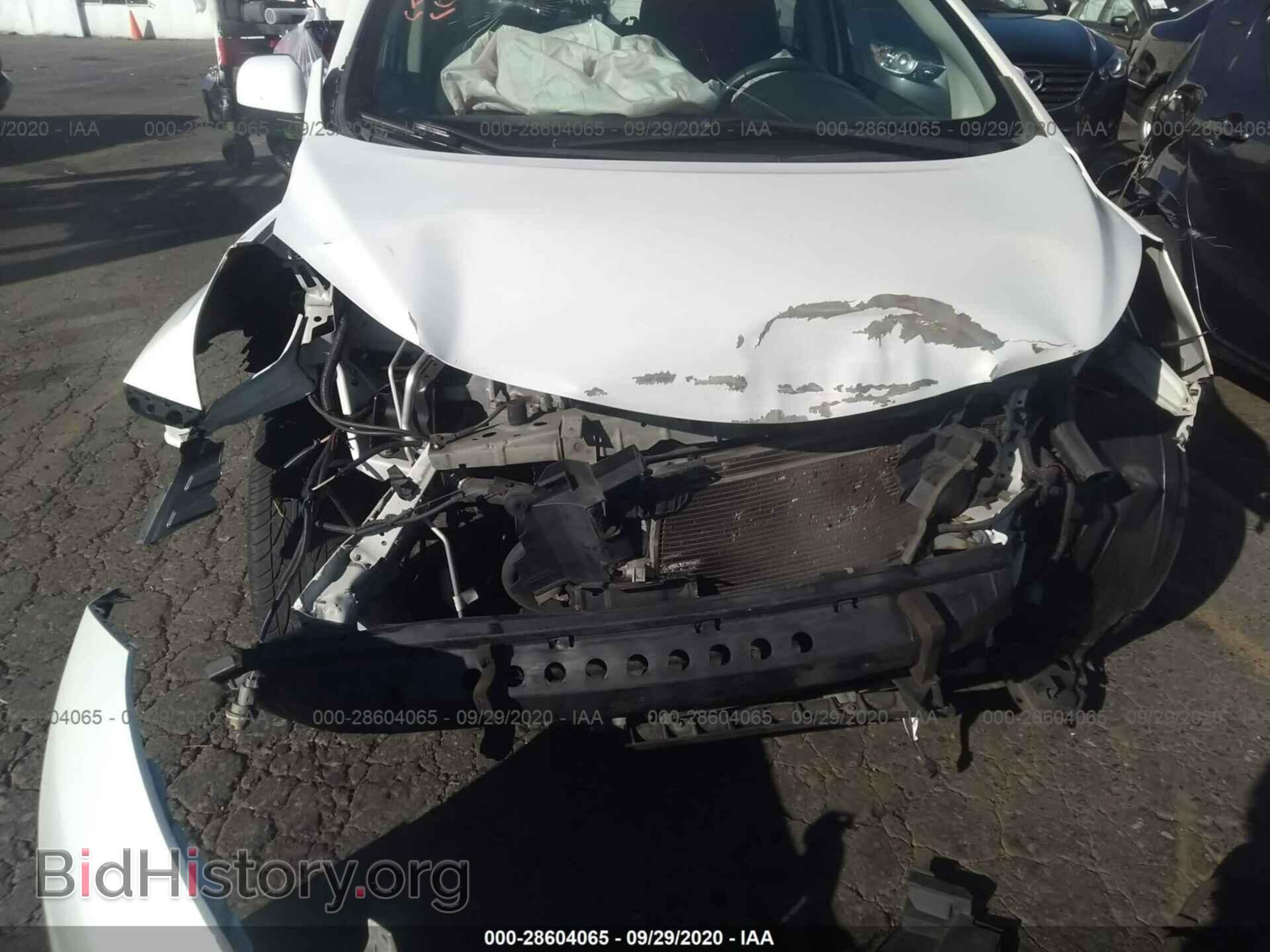 2014 NISSAN VERSA NOTE - VIN: 3N1CE2CP0EL391845 - Фото 6