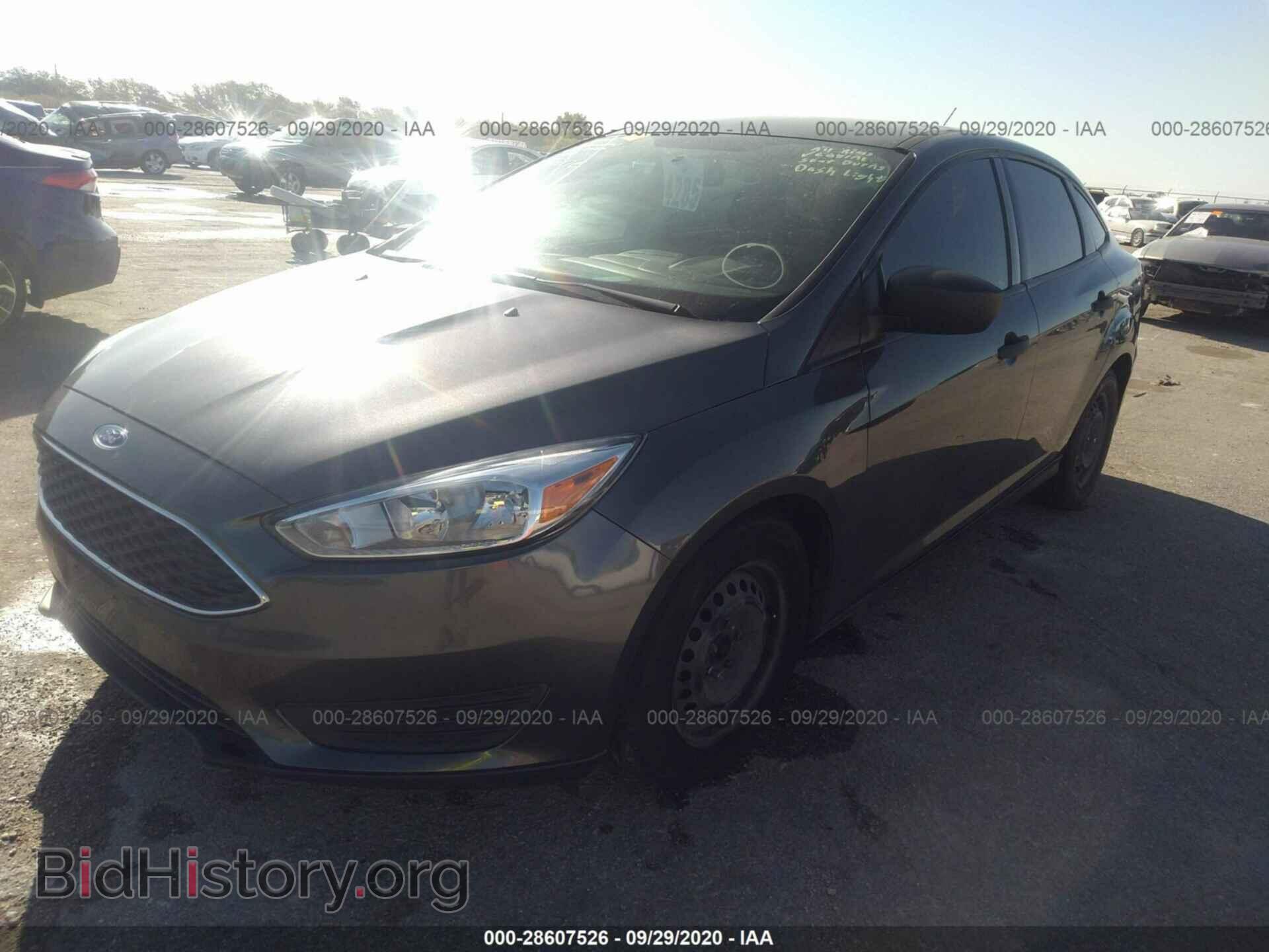 2018 FORD FOCUS - VIN: 1FADP3E22JL203907 - Фото 2