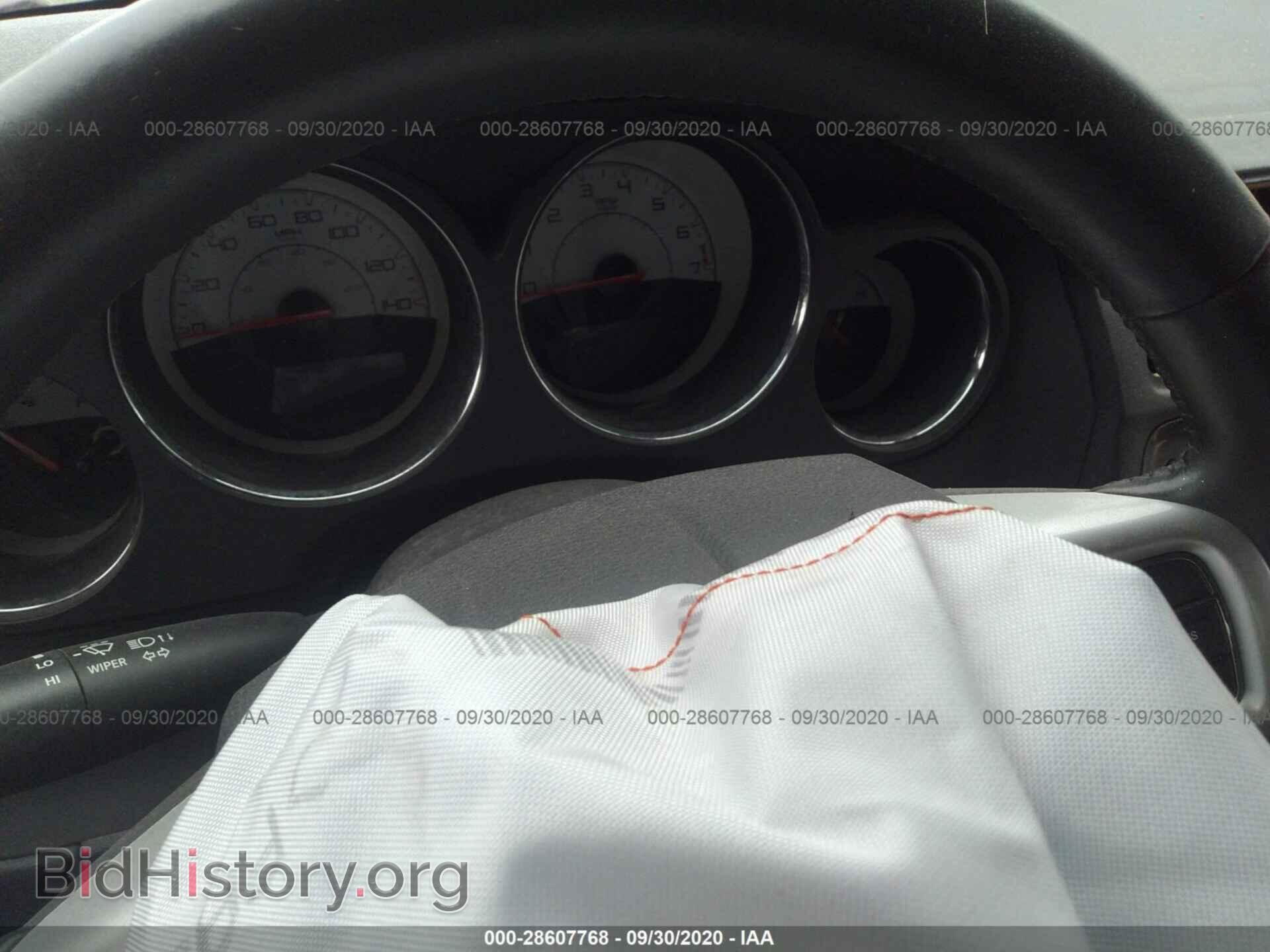 2014 DODGE CHALLENGER - VIN: 2C3CDYAG2EH224518 - Фото 7