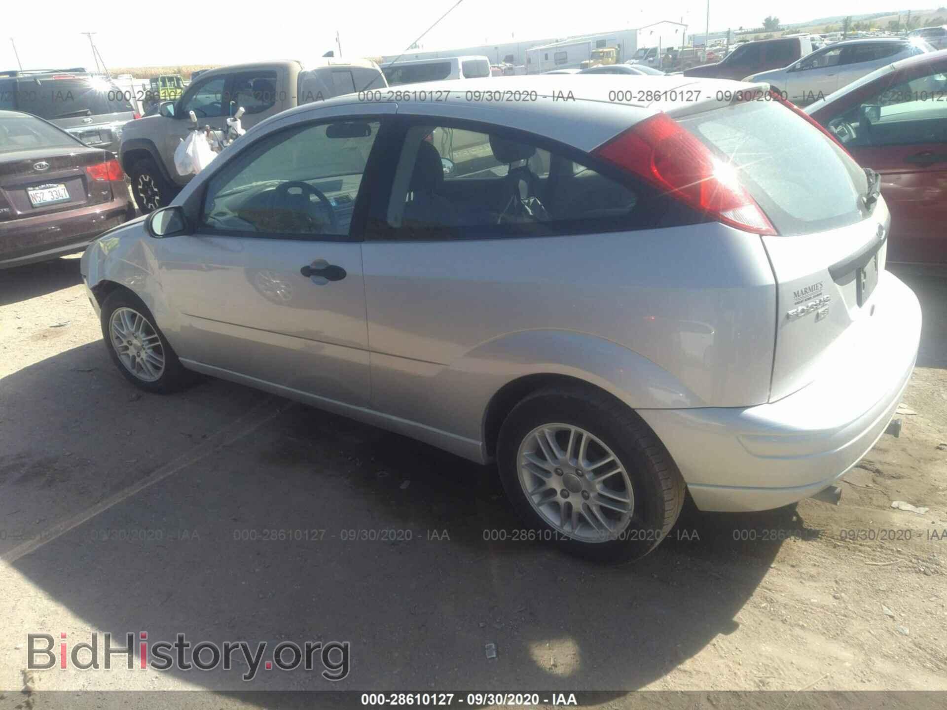 2005 FORD FOCUS - VIN: 3FAFP31N05R104826 - Фото 3