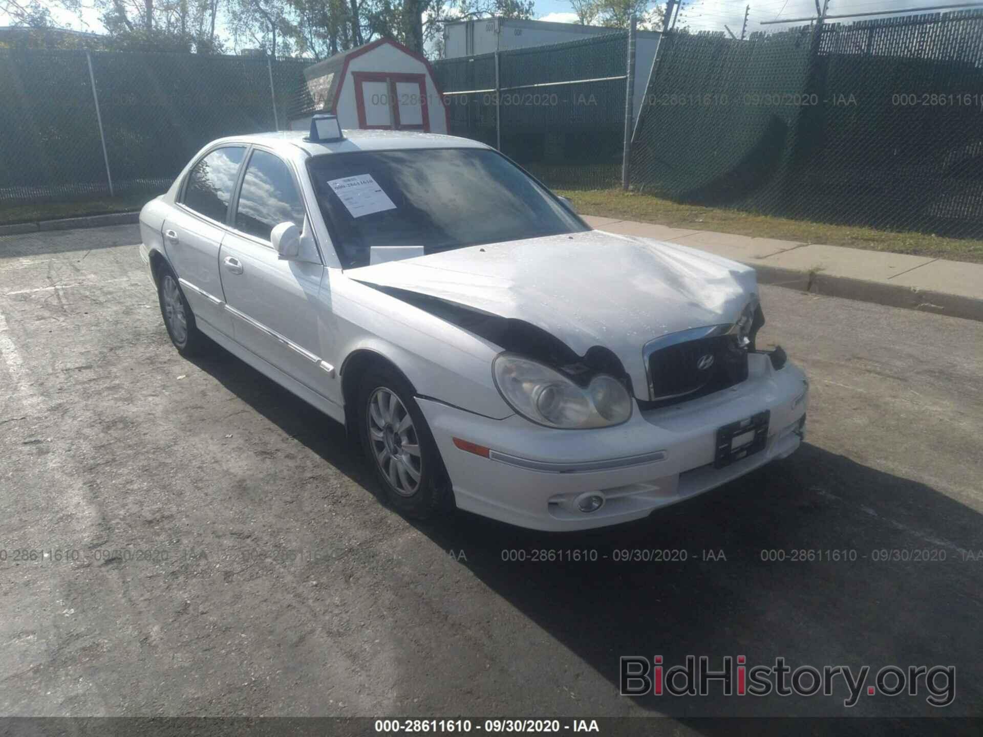 Photo KMHWF35H94A941368 - HYUNDAI SONATA 2004