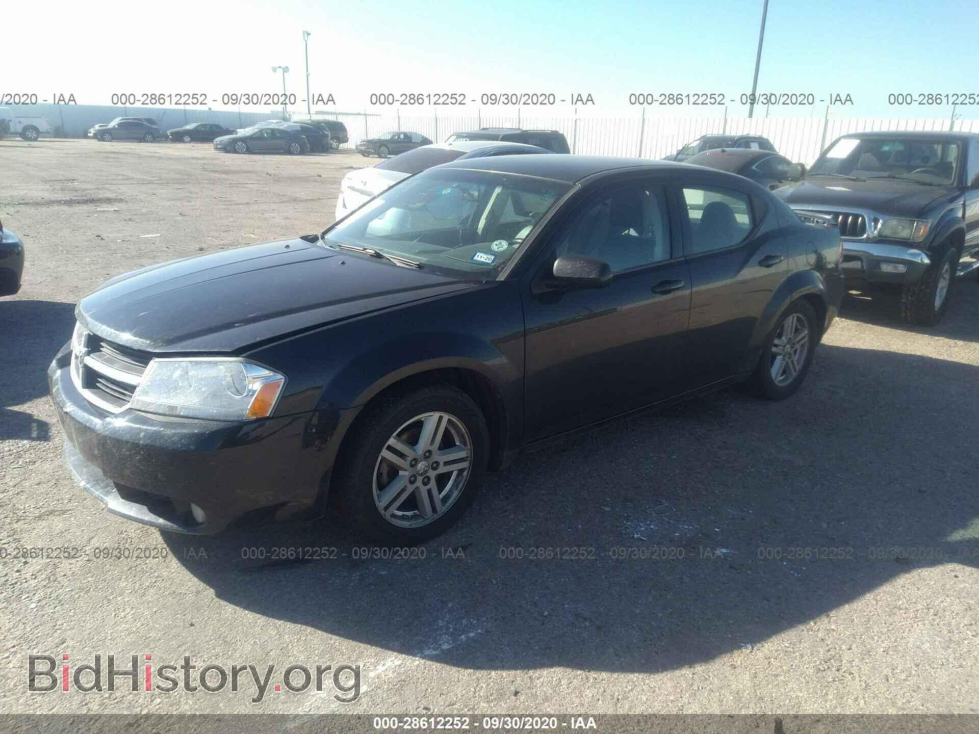 2010 DODGE AVENGER - VIN: 1B3CC5FB4AN205935 - Фото 2