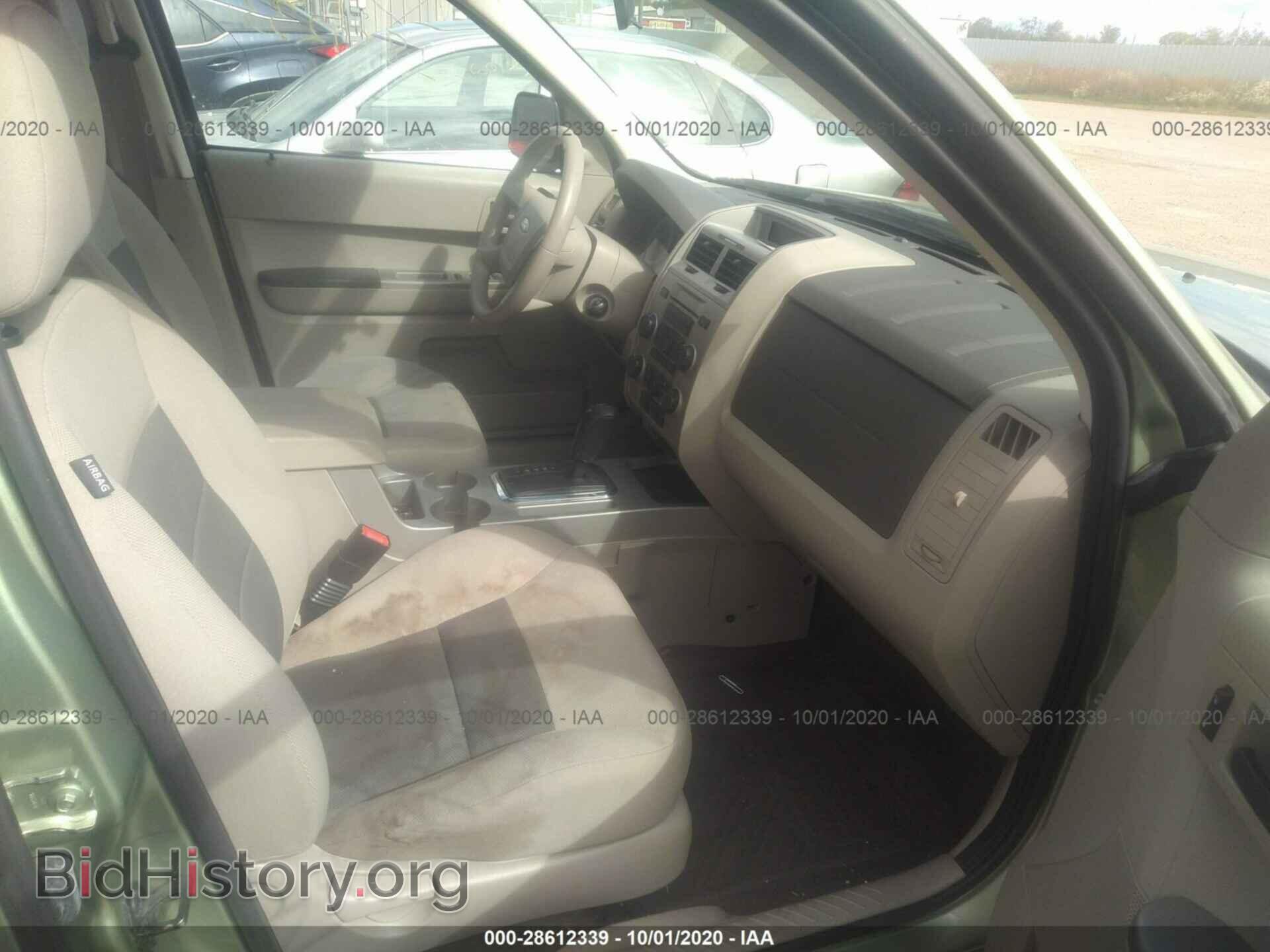 2008 FORD ESCAPE - VIN: 1FMCU93138KE68049 - Фото 5