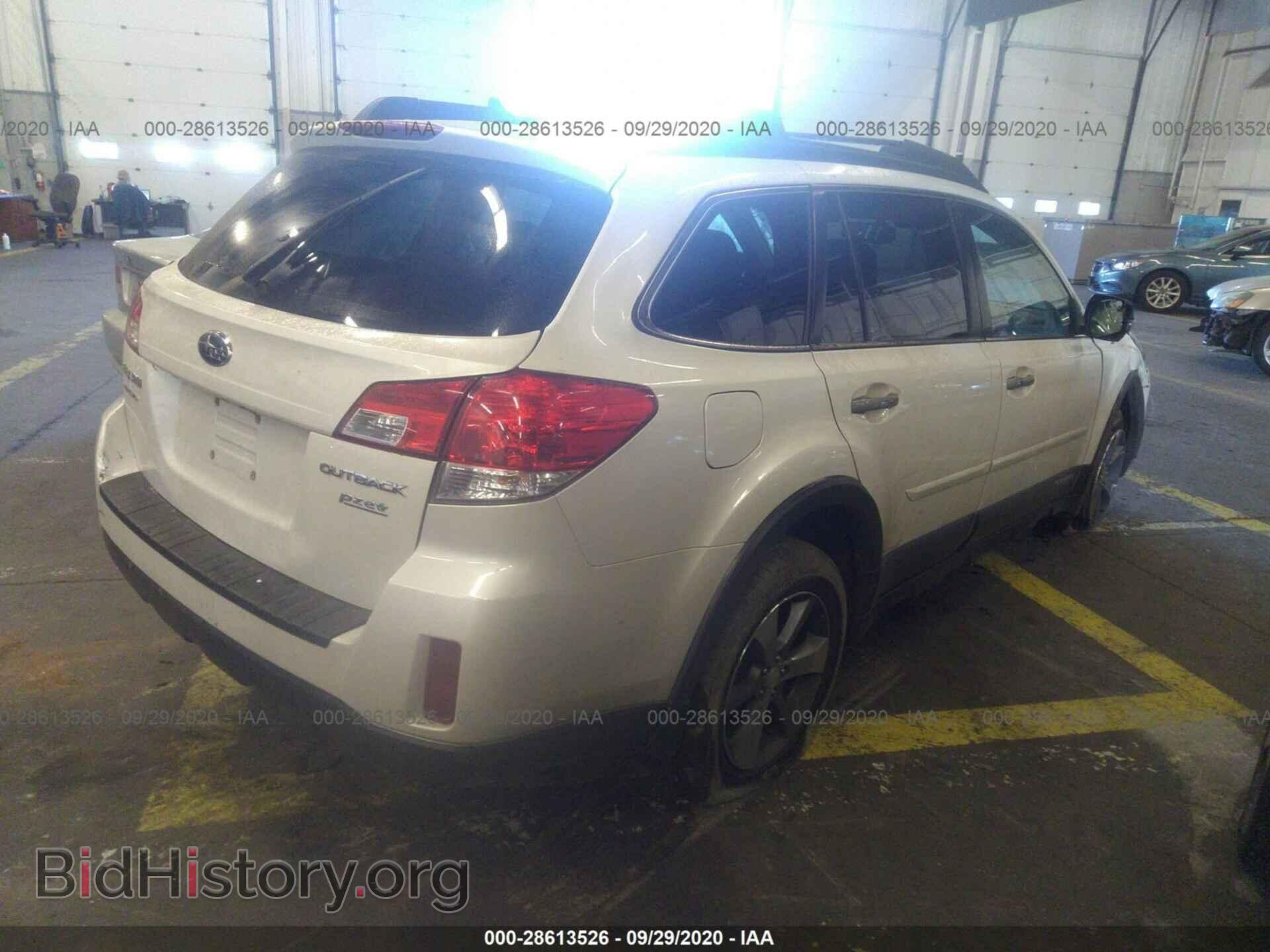 2014 SUBARU OUTBACK - VIN: 4S4BRBPC4E3271221 - Фото 4