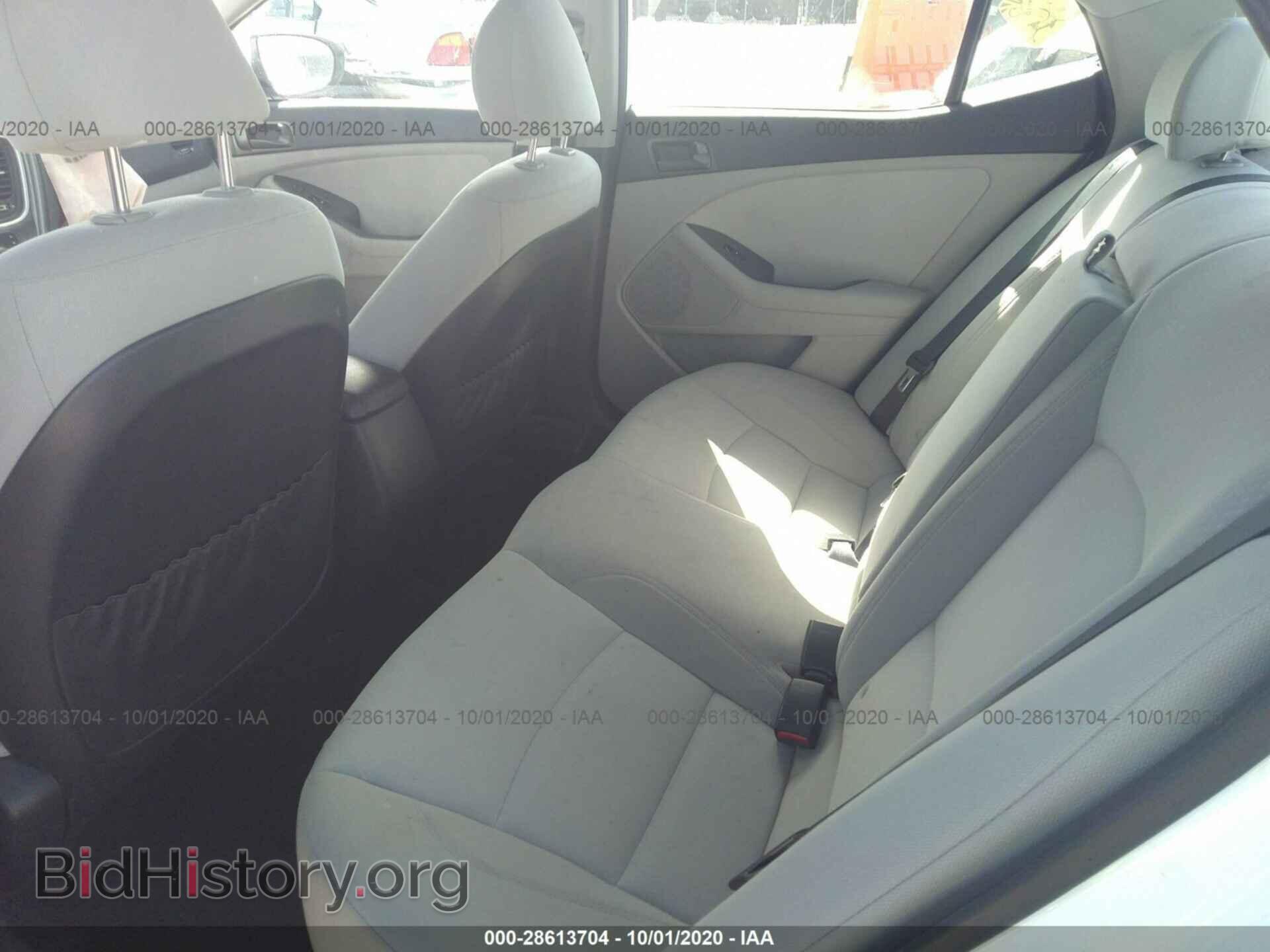 2015 KIA OPTIMA - VIN: KNAGM4A75F5658556 - Photo 8