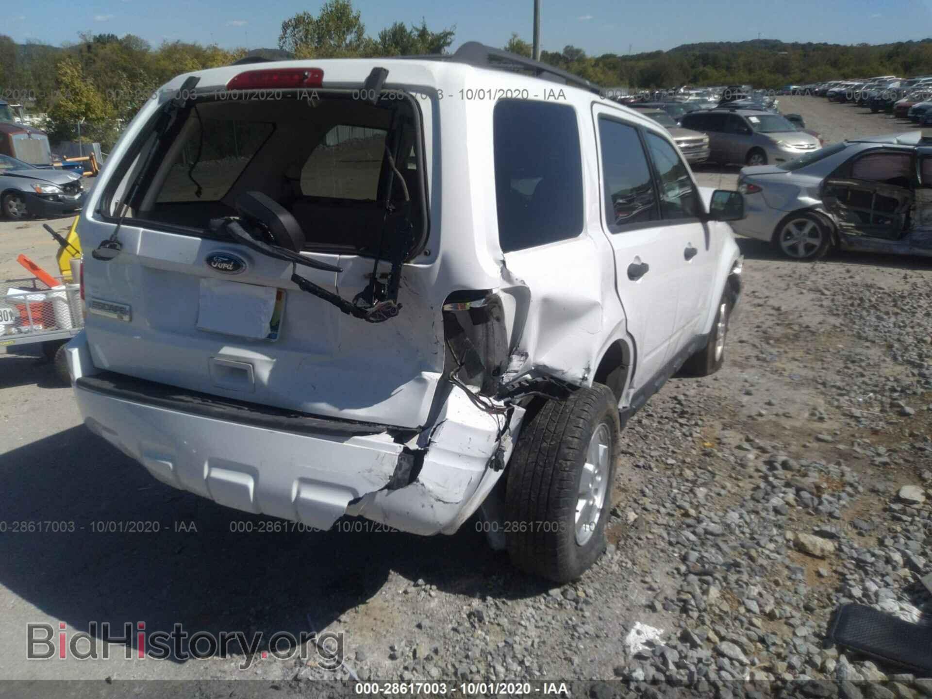 2011 FORD ESCAPE - VIN: 1FMCU0D76BKC54341 - Photo 4