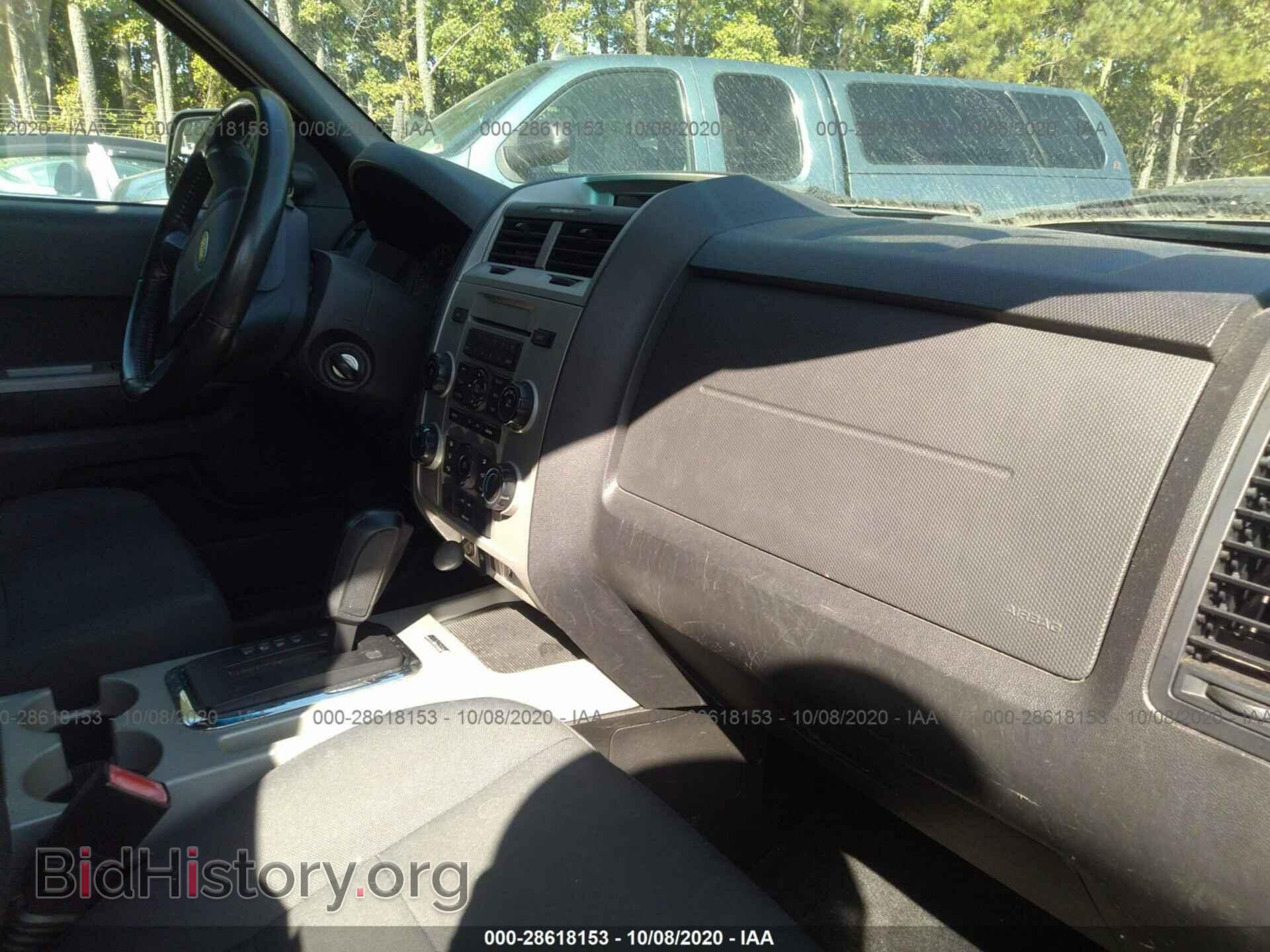 2011 FORD ESCAPE - VIN: 1FMCU0D78BKA47899 - Photo 5